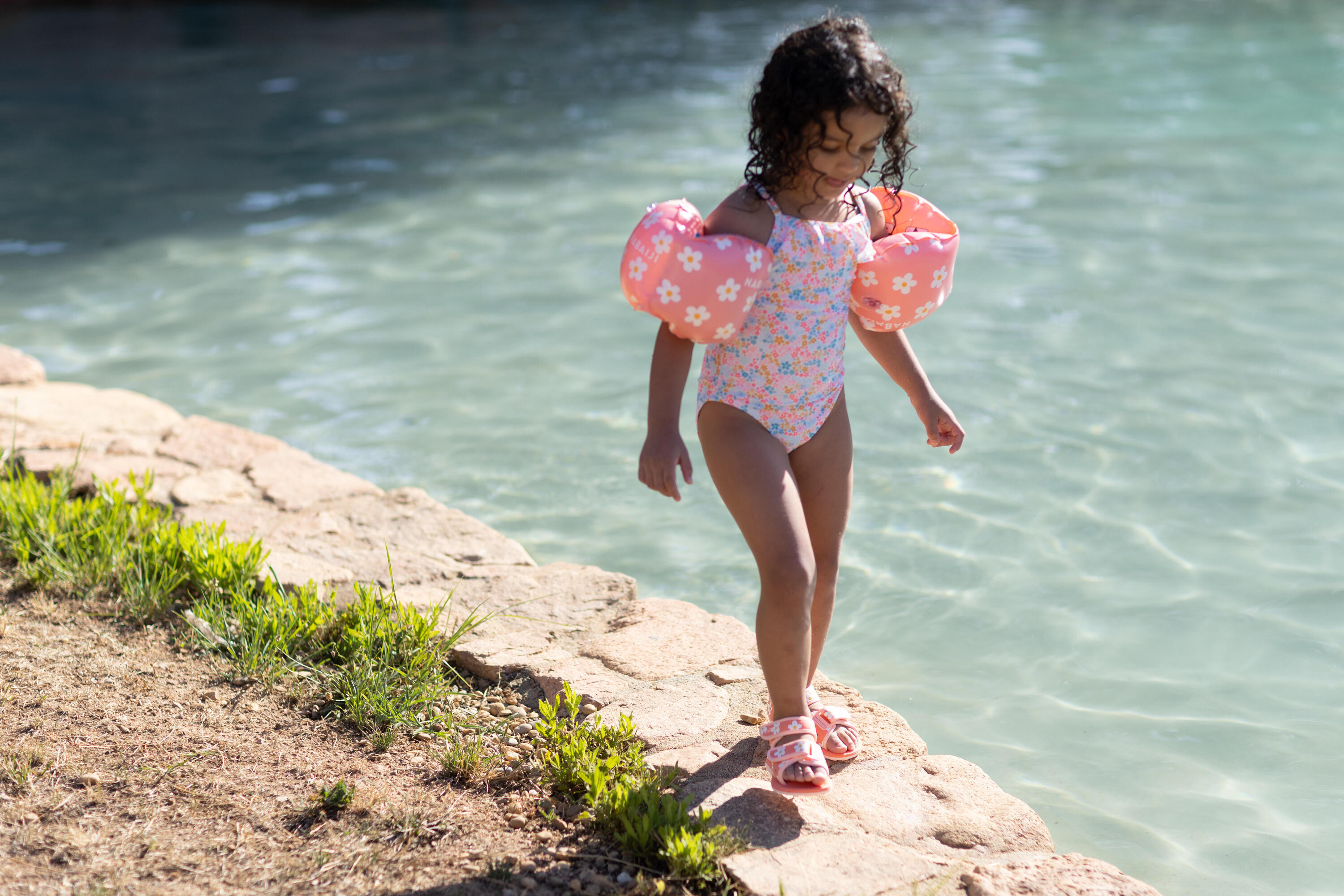 Kids' Swimming armbands with "FLOWERS” print - 11-30 kg 8/8