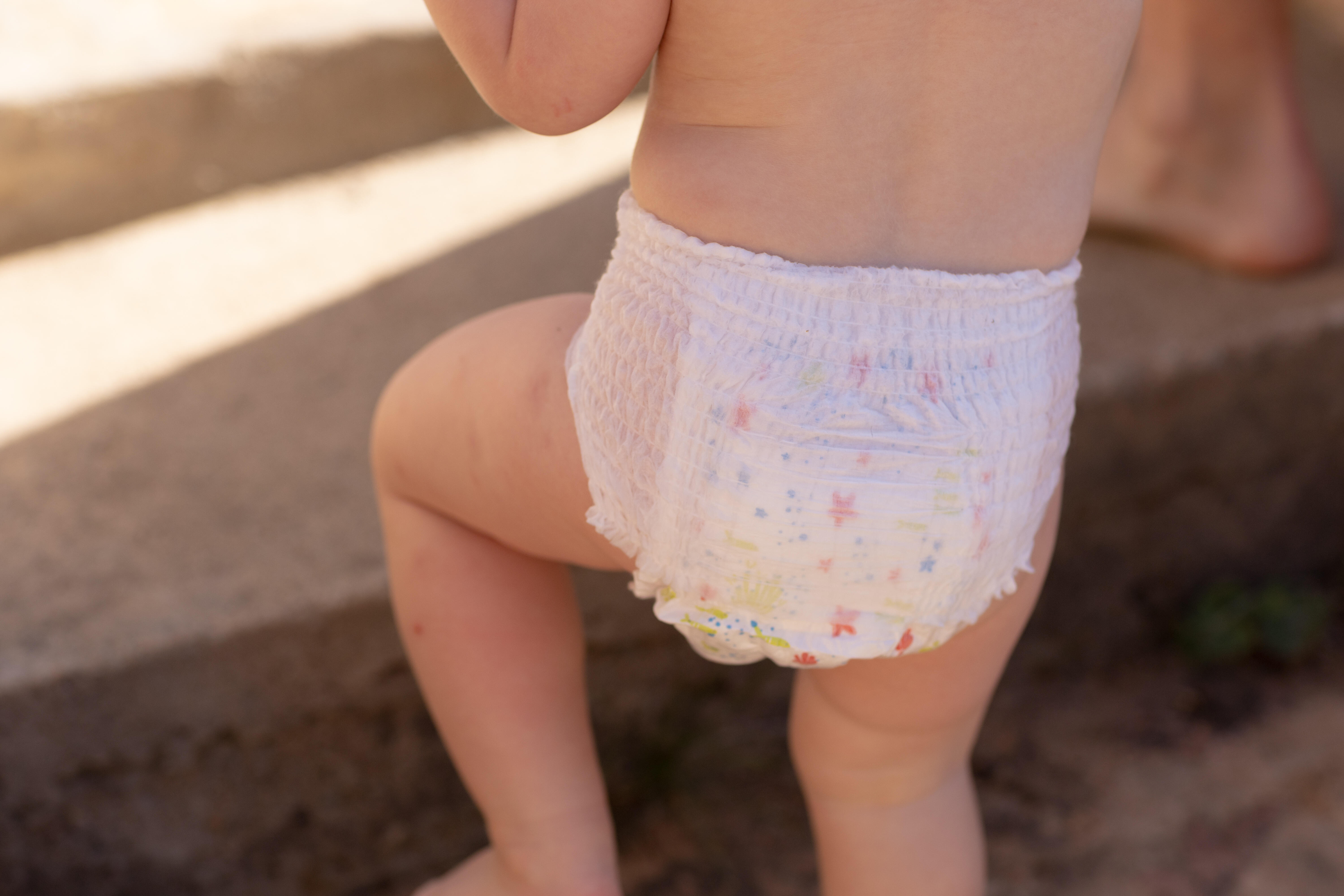 Baby Disposable Swim Nappies 10 to 15 Kg Pack of 12 Comfortable & Secure