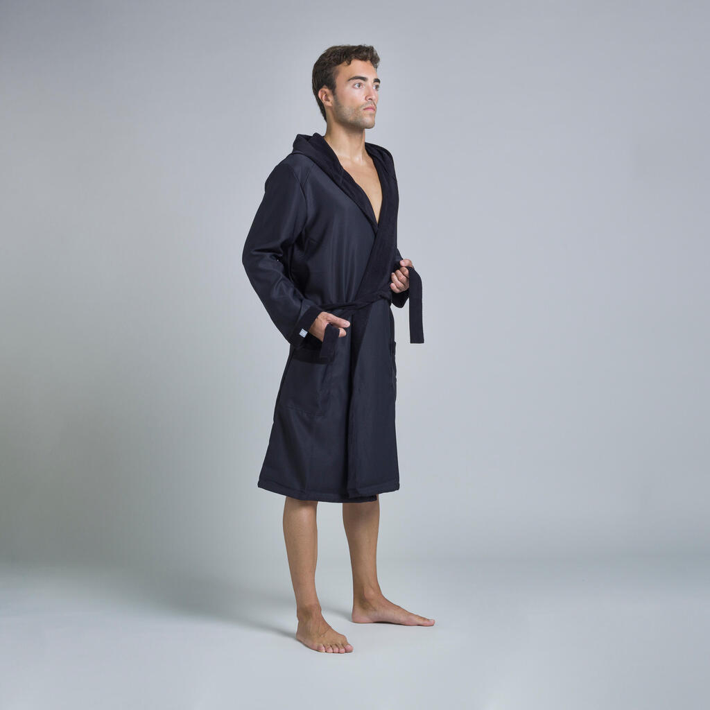 MEN'S COMPACT POOL BATHROBE BLACK