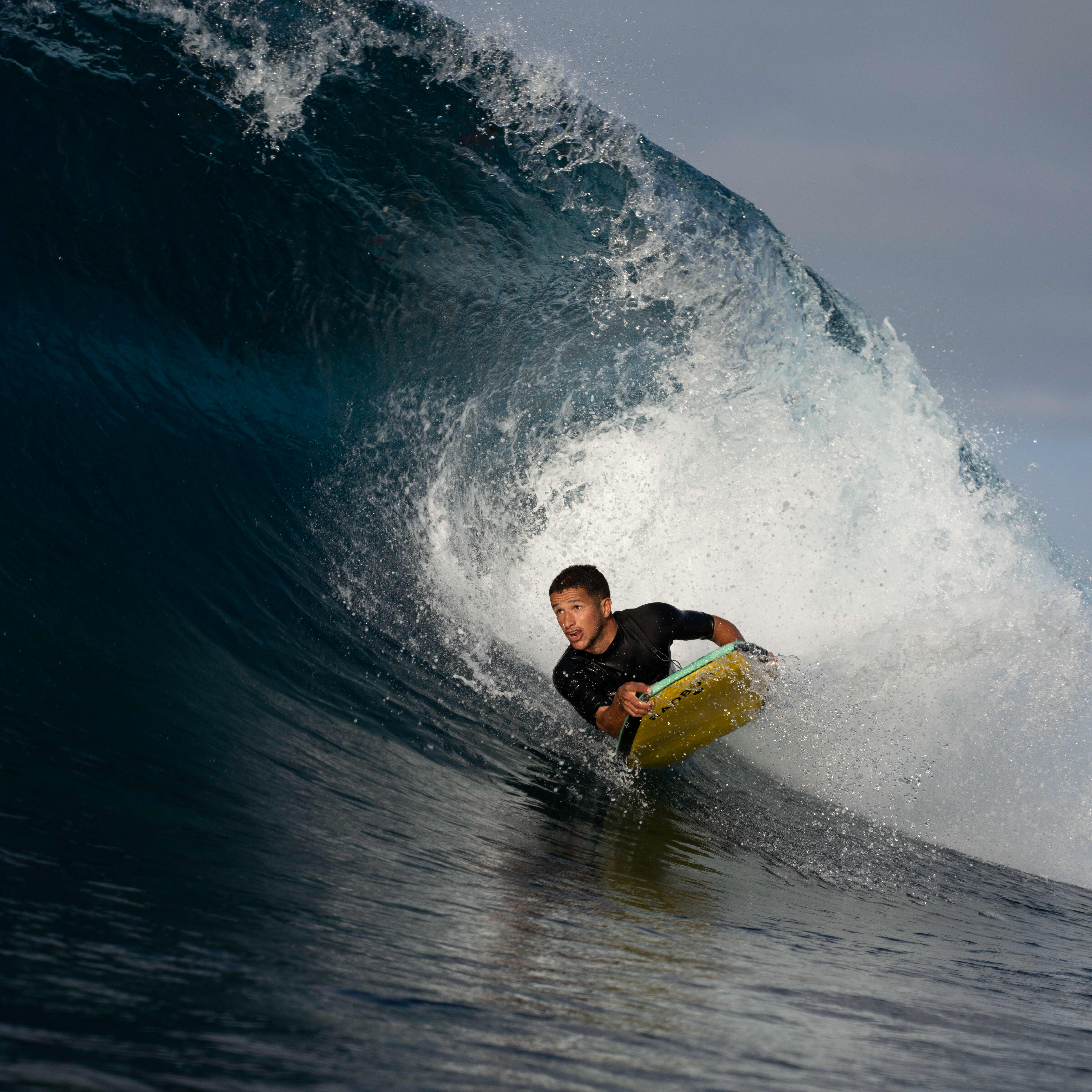 DECATHLON Bodyboard 900 limitovaná edícia zeleno-žltý 41, 5 · záber 7