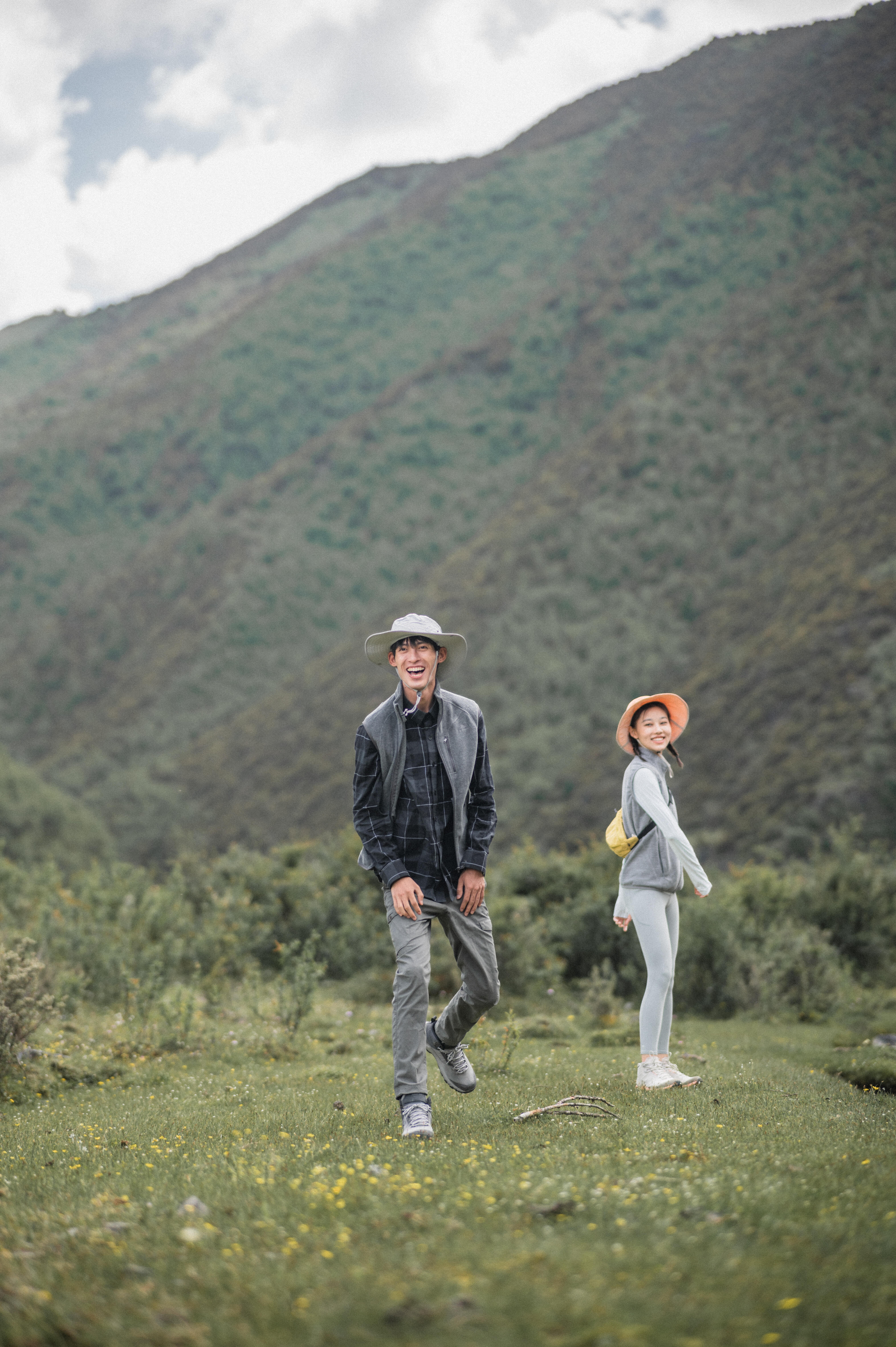 Men Checked Full Sleeve Light Flannel Shirt Black - Travel 500