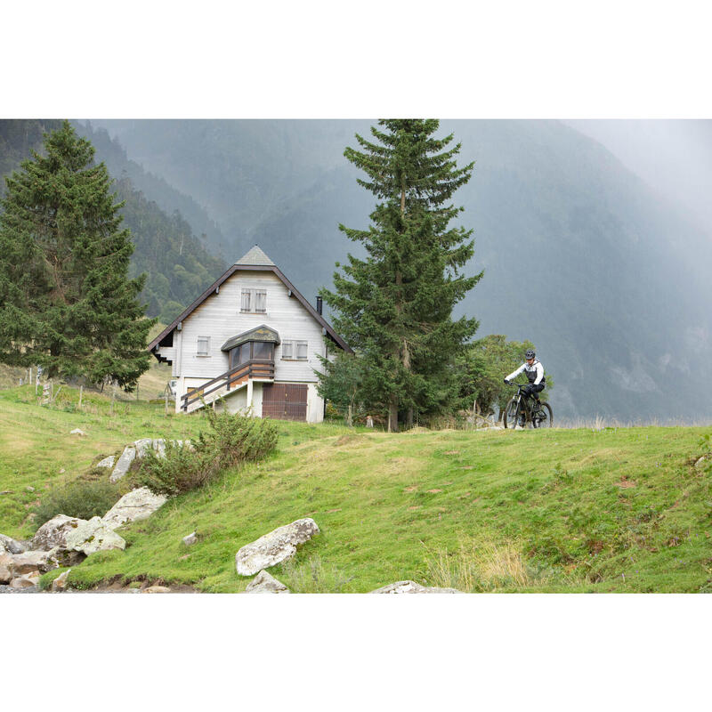 Nepromokavá cyklistická bunda na All-mountain šedá 