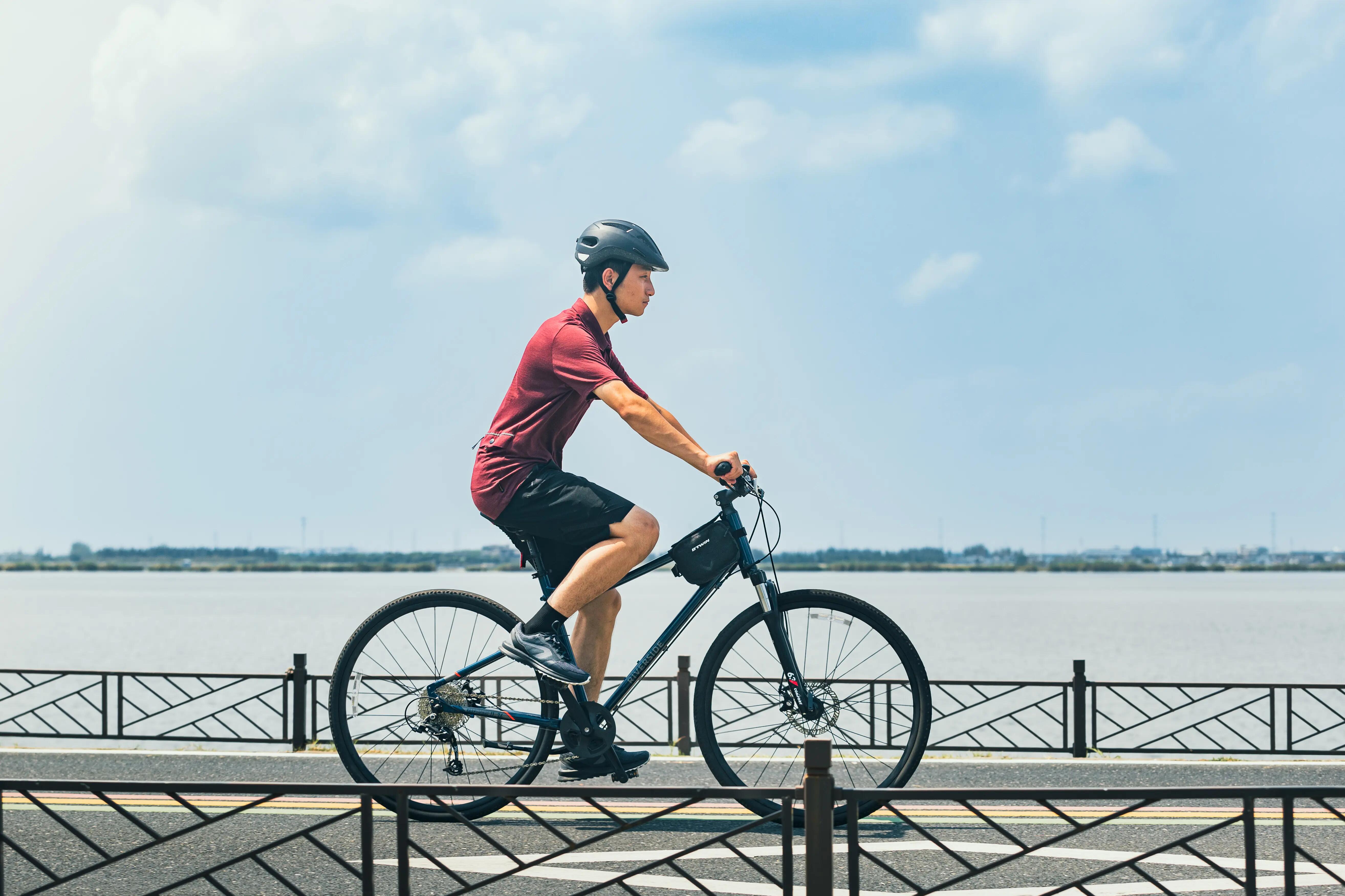 Mode d'emploi pose patch (autocollant) sur chambre à air // BTWIN