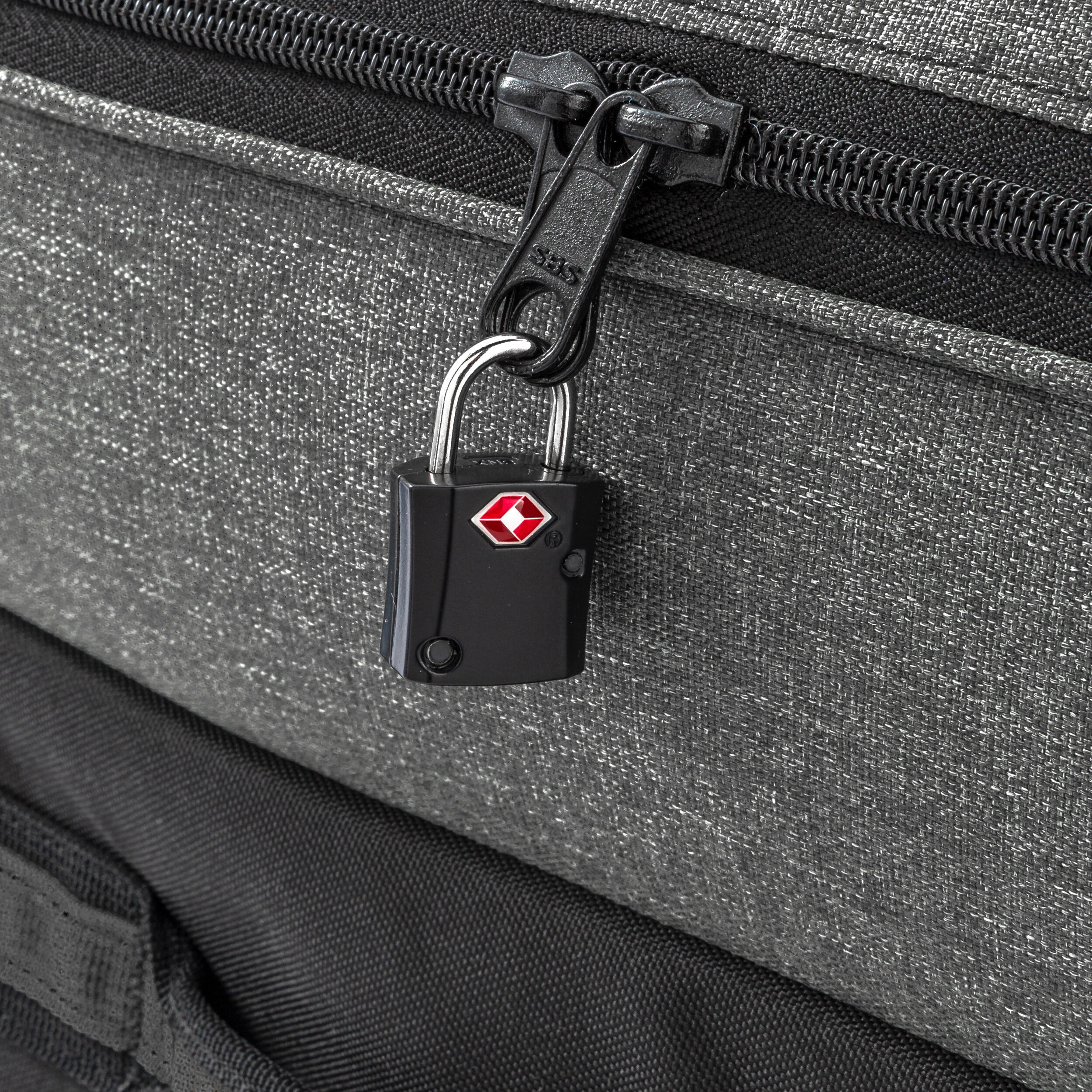 70L Suitcase Essential - Black/Grey - Decathlon