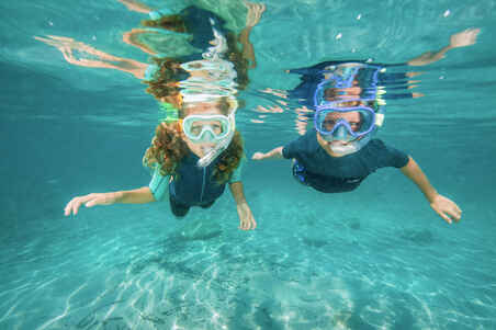 Kids diving snorkel with valve 100 transparent