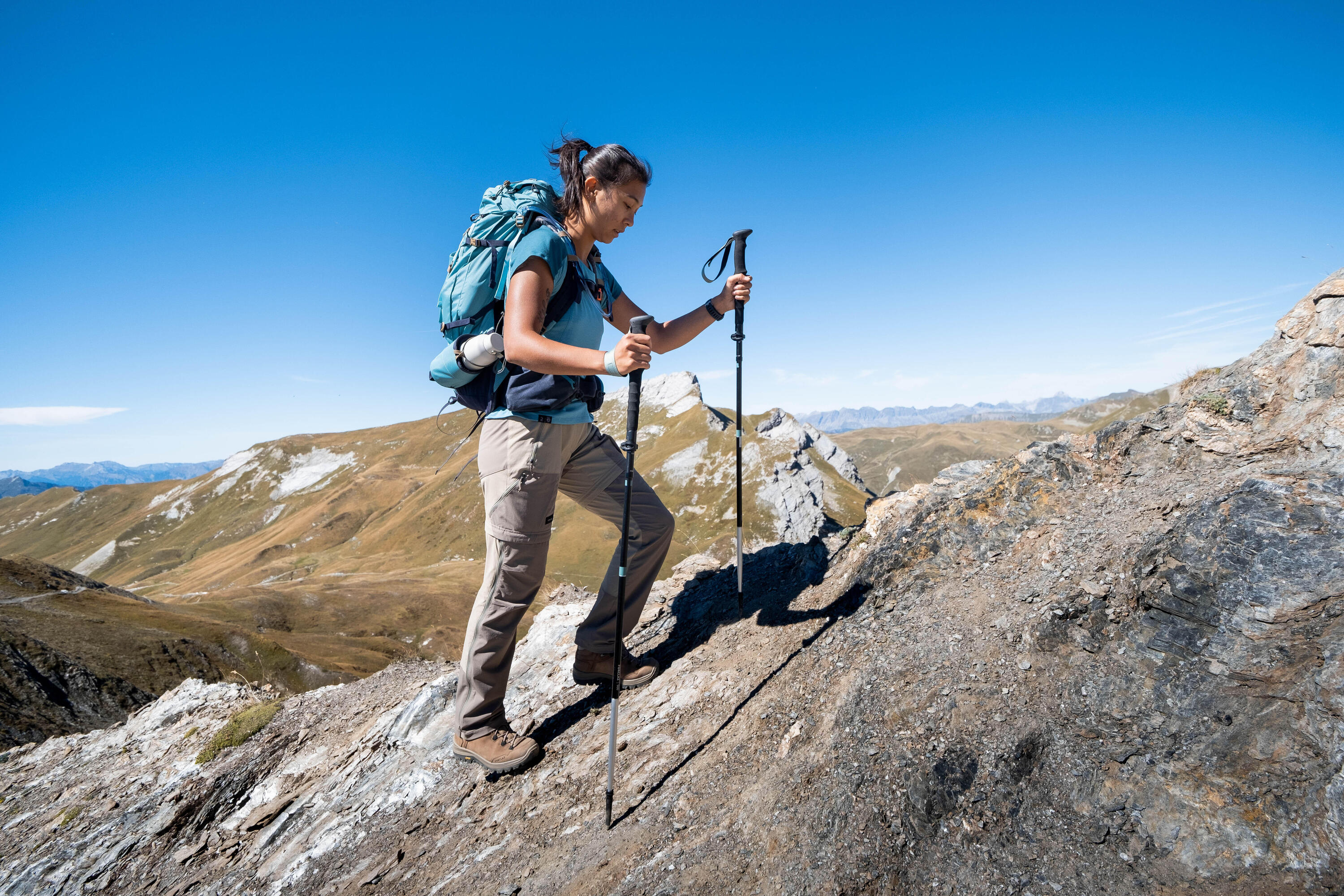 CHAUSSURES TREKKING CUIR IMPERMÉABLES - VIBRAM - MT500 LEATHER - FEMME HAUTE 10/12