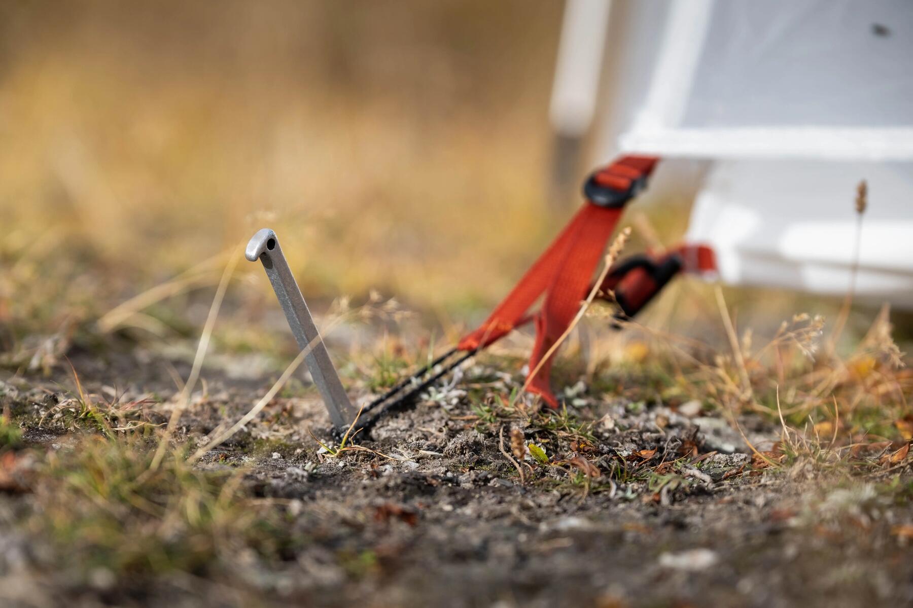Comment vérifier que sa tente est en bon état avant de partir camper ?