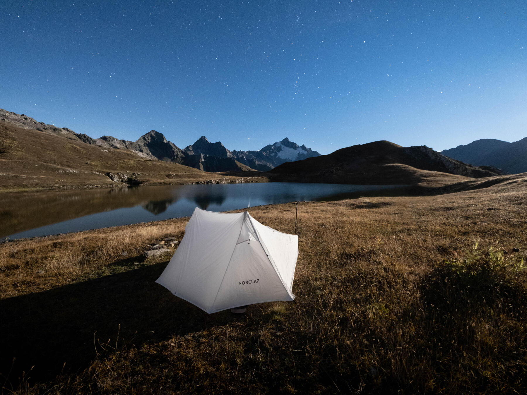 Como escolher um sítio para a tenda de campismo?