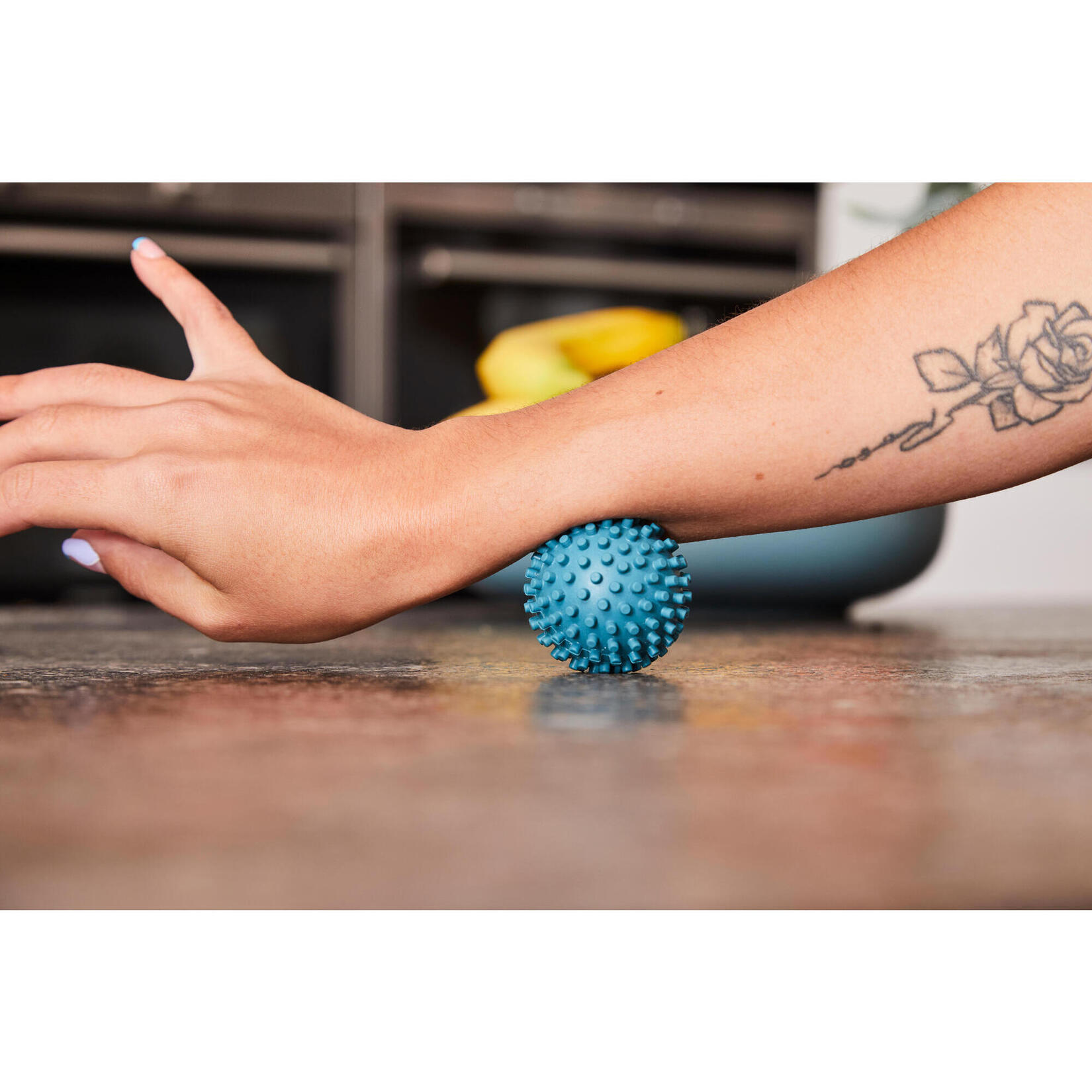 Acupressure massage ball. Decathlon