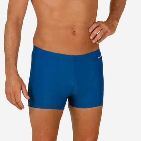 maillots de bain pour hommes. Boxer bleu isolé sur blanc 5490763 Art  vectoriel chez Vecteezy