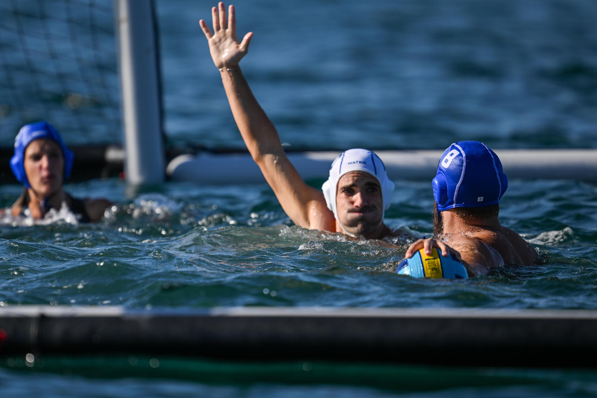 joueur-de-waterpolo-confirme