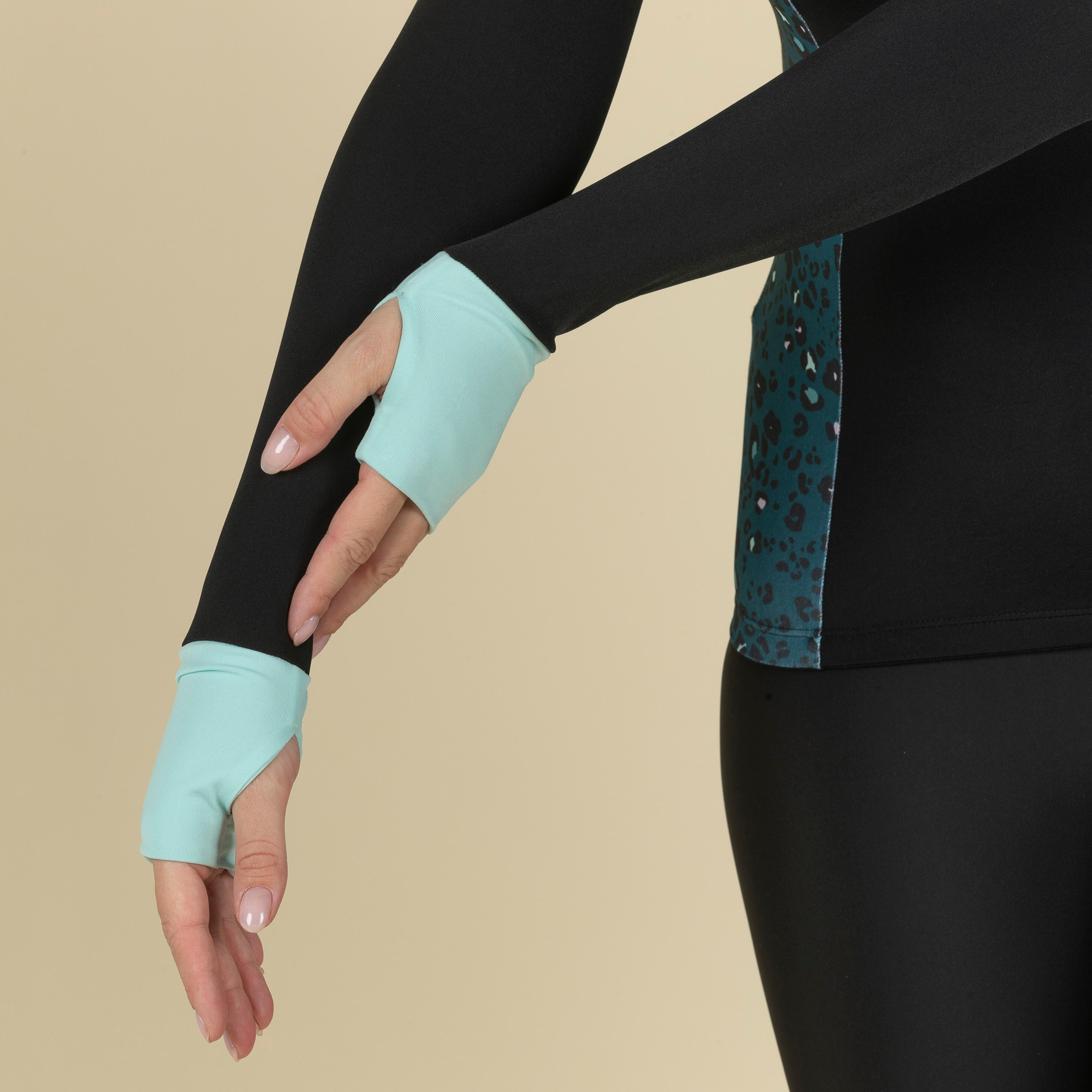 Women Swimming Top UNA Leo Stylish & Supportive Black