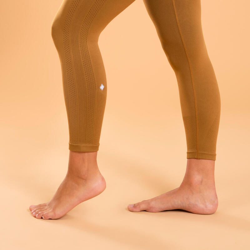 Leggings 7/8 Yoga Premium Canela Oscuro Sin Costuras