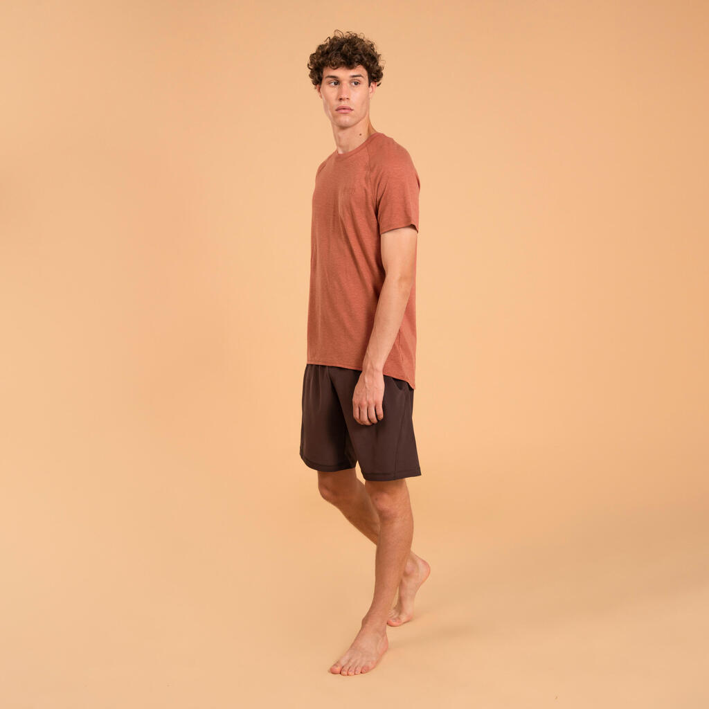 Men's Short-Sleeved Gentle Yoga T-Shirt in Natural Fabric - Terracotta