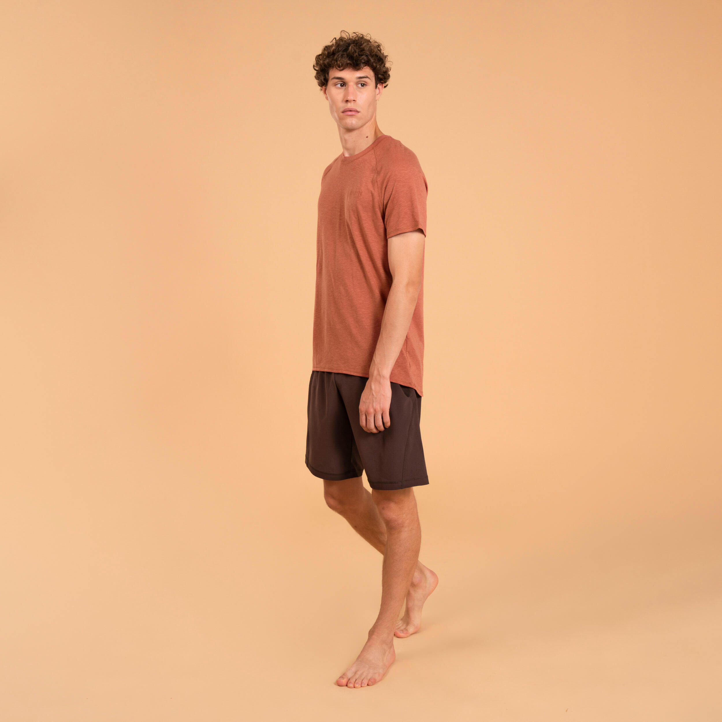 Men's Short-Sleeved Gentle Yoga T-Shirt in Natural Fabric - Terracotta 4/5