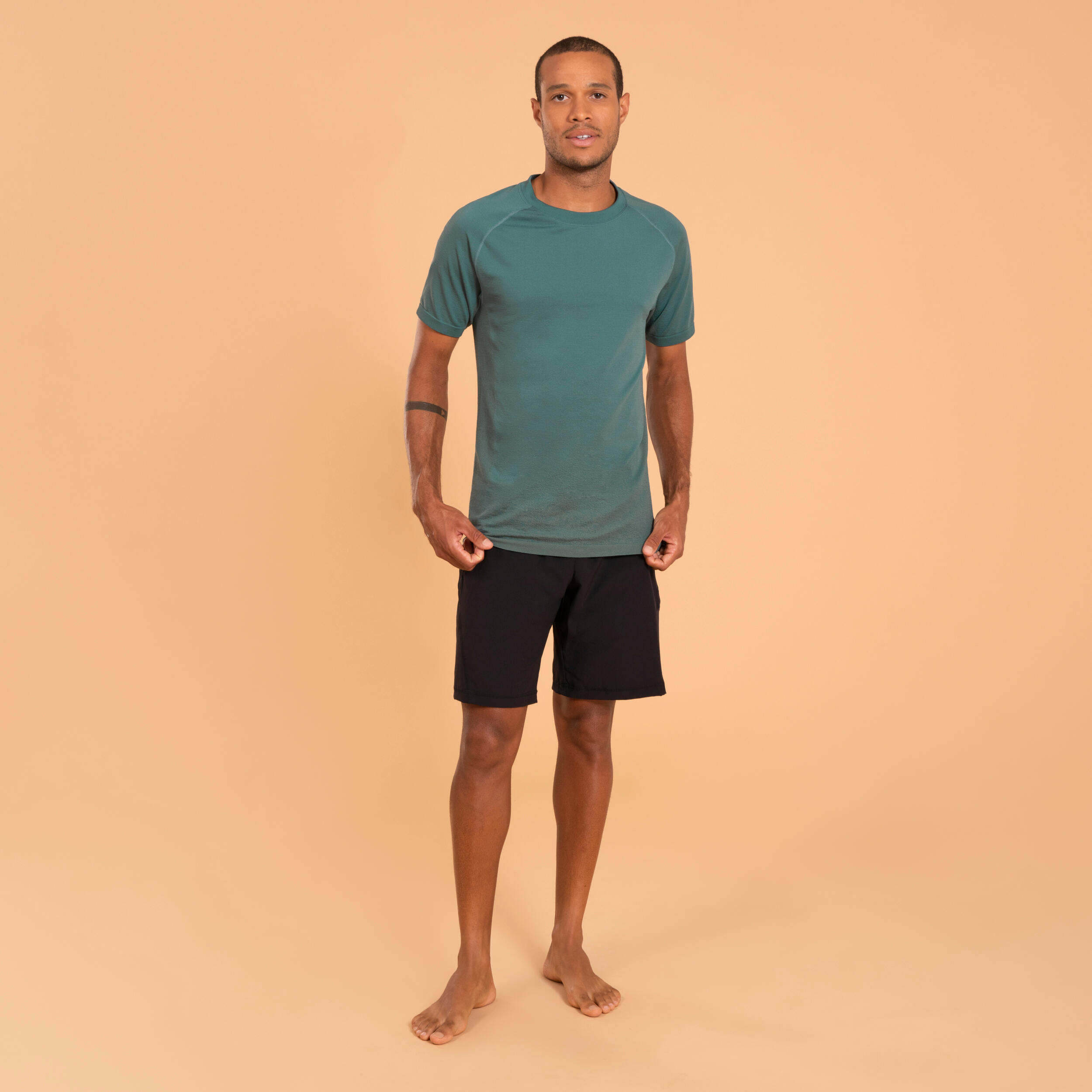 Men's Seamless Short-Sleeved Dynamic Yoga T-Shirt - Khaki 3/4