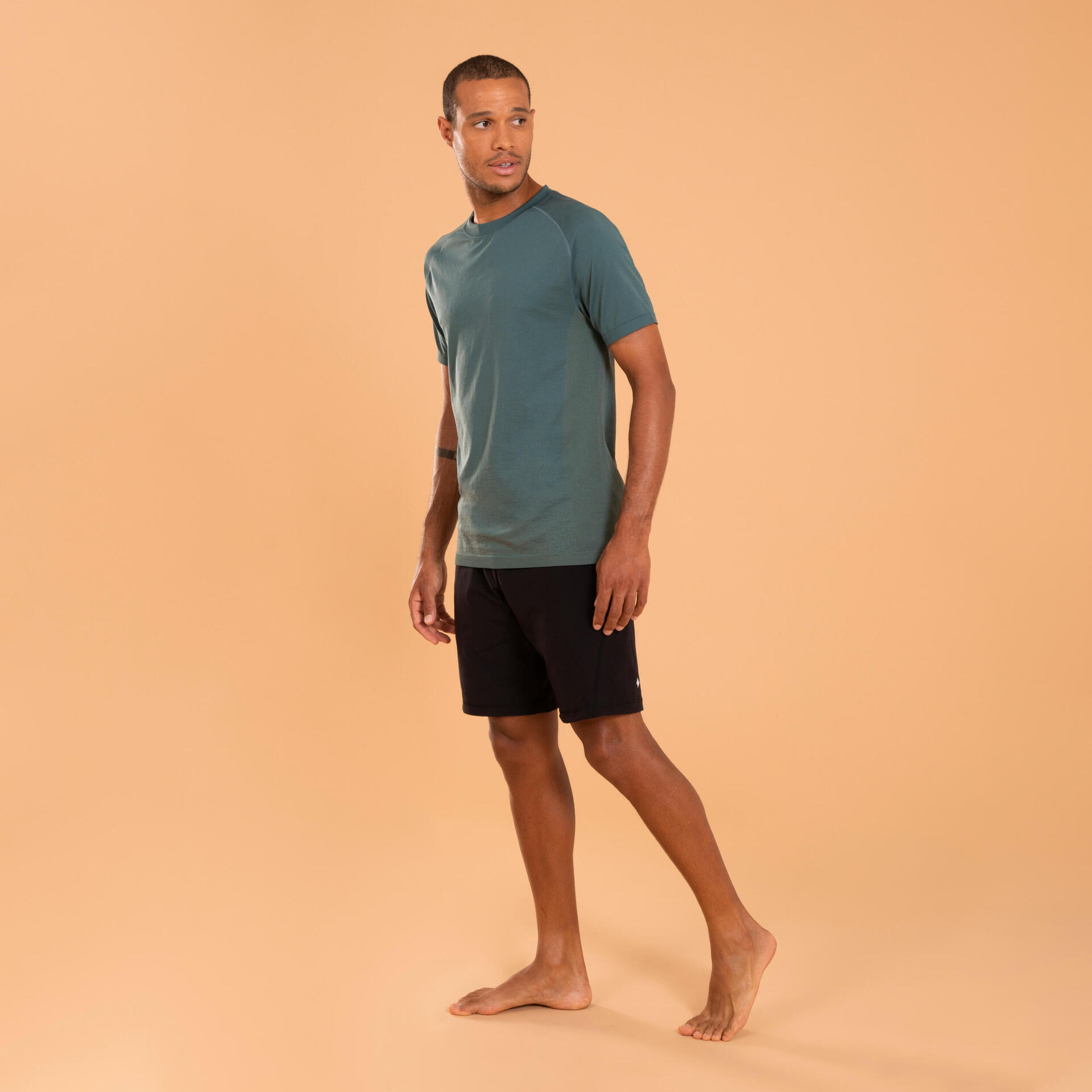 Men's Dynamic Yoga Shorts - Black