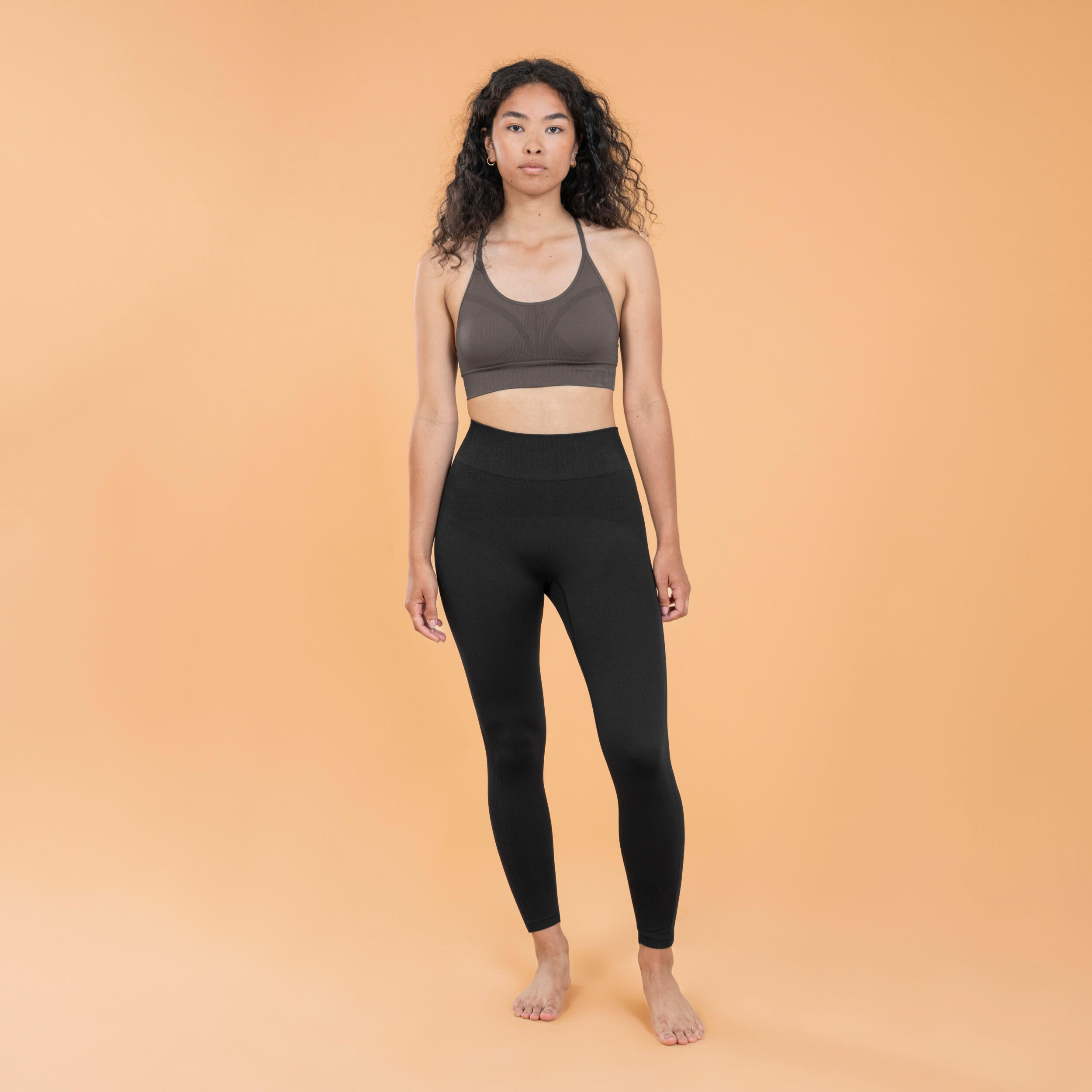 Women's High-Waisted 7/8 Yoga Leggings - Black-image-10