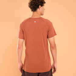 Men's Short-Sleeved Gentle Yoga T-Shirt in Fabric - Terracotta