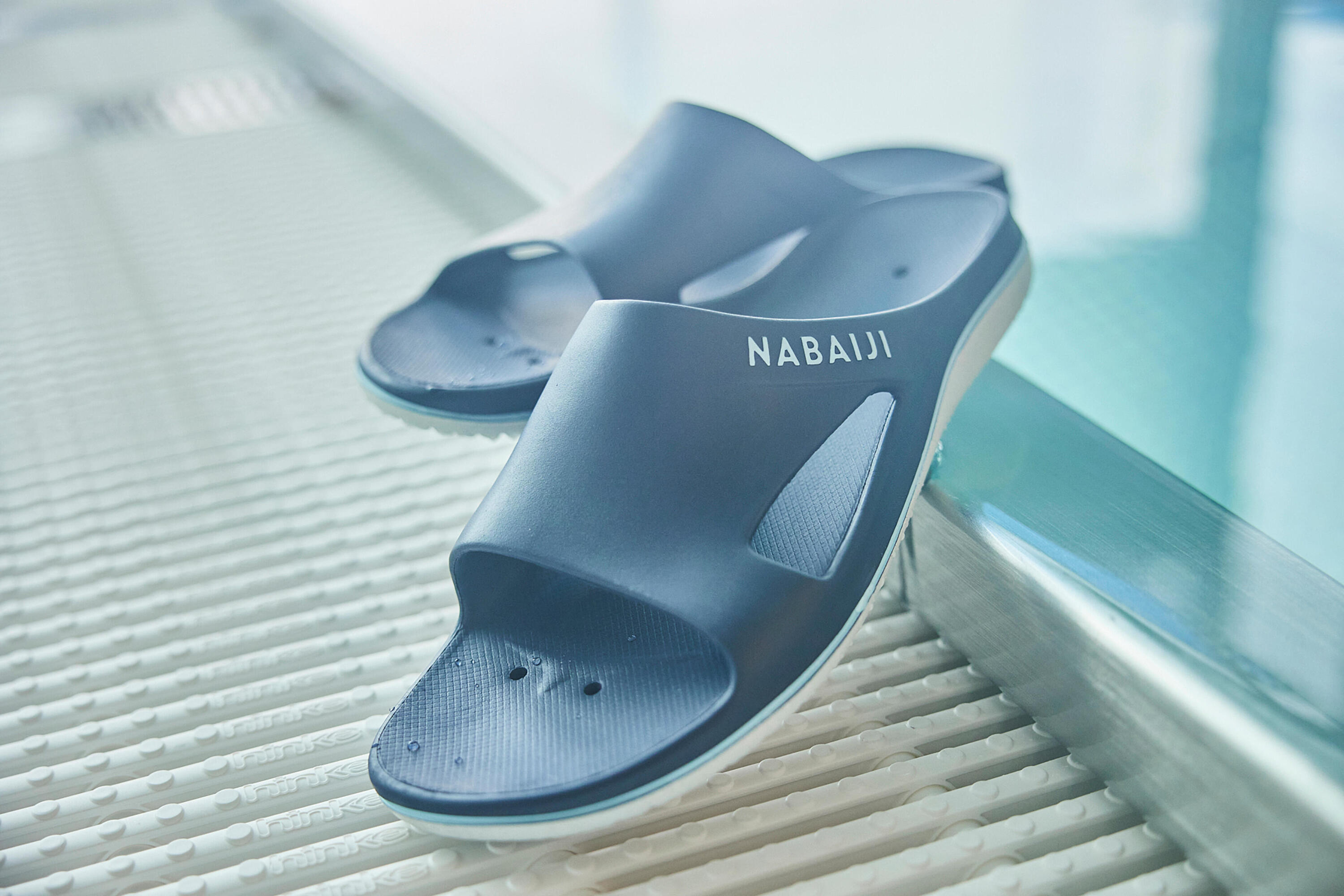 Badelatschen Herren - 500 New blau/weiss 4/4