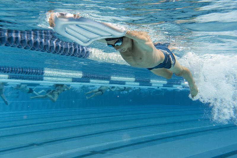 Comment choisir un maillot de bain garçon de natation ?