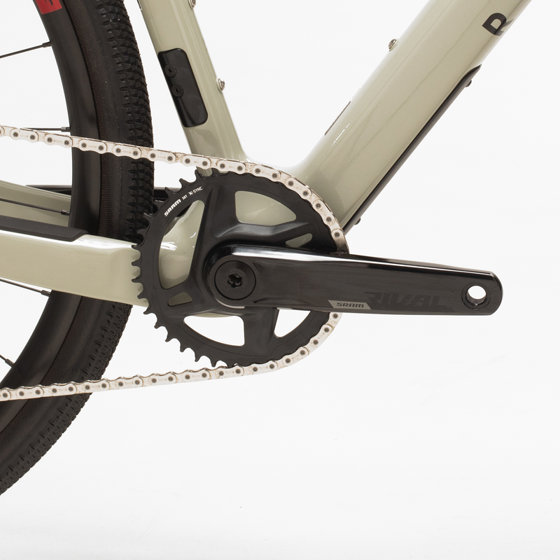 VELO GRAVEL CARBONE RIVERSIDE GCR SRAM RIVAL ETAP AXS ROUES FULCRUM RR 900 pour les clubs et collectivites Decathlon Pro