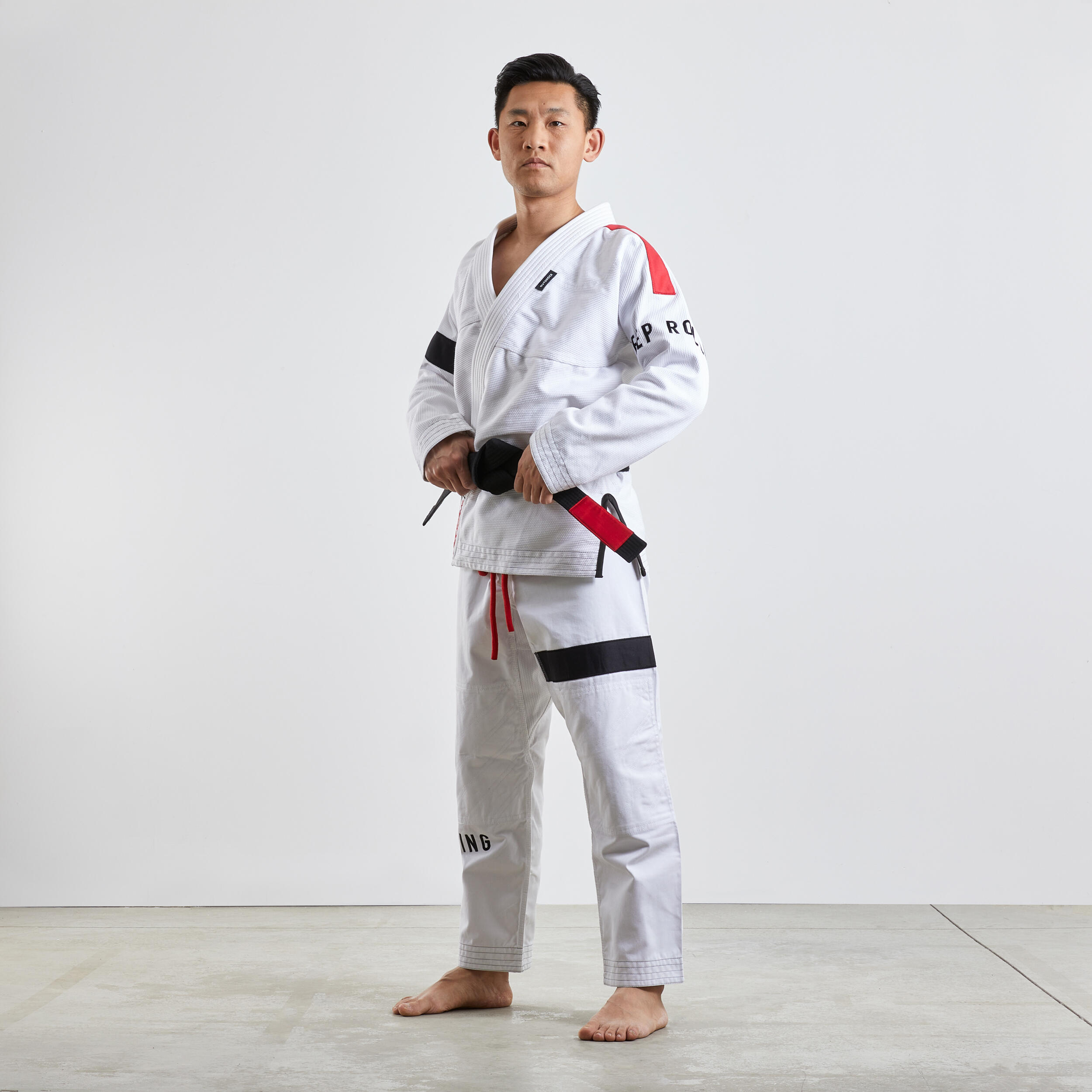 500 Brazilian Jiu-Jitsu Uniform - White 6/9