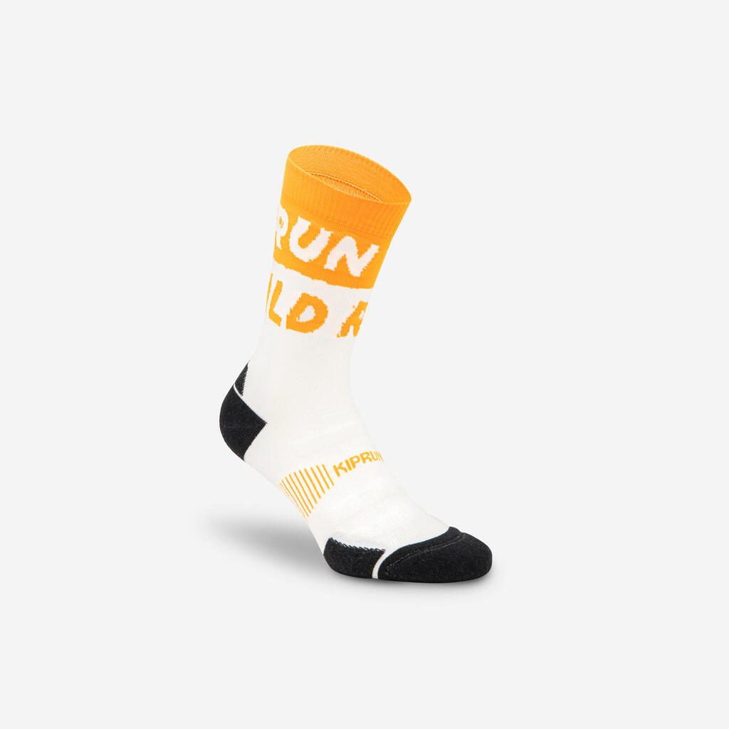 Čarape za trčanje Run 900 srednje visoke debele za odrasle narančaste