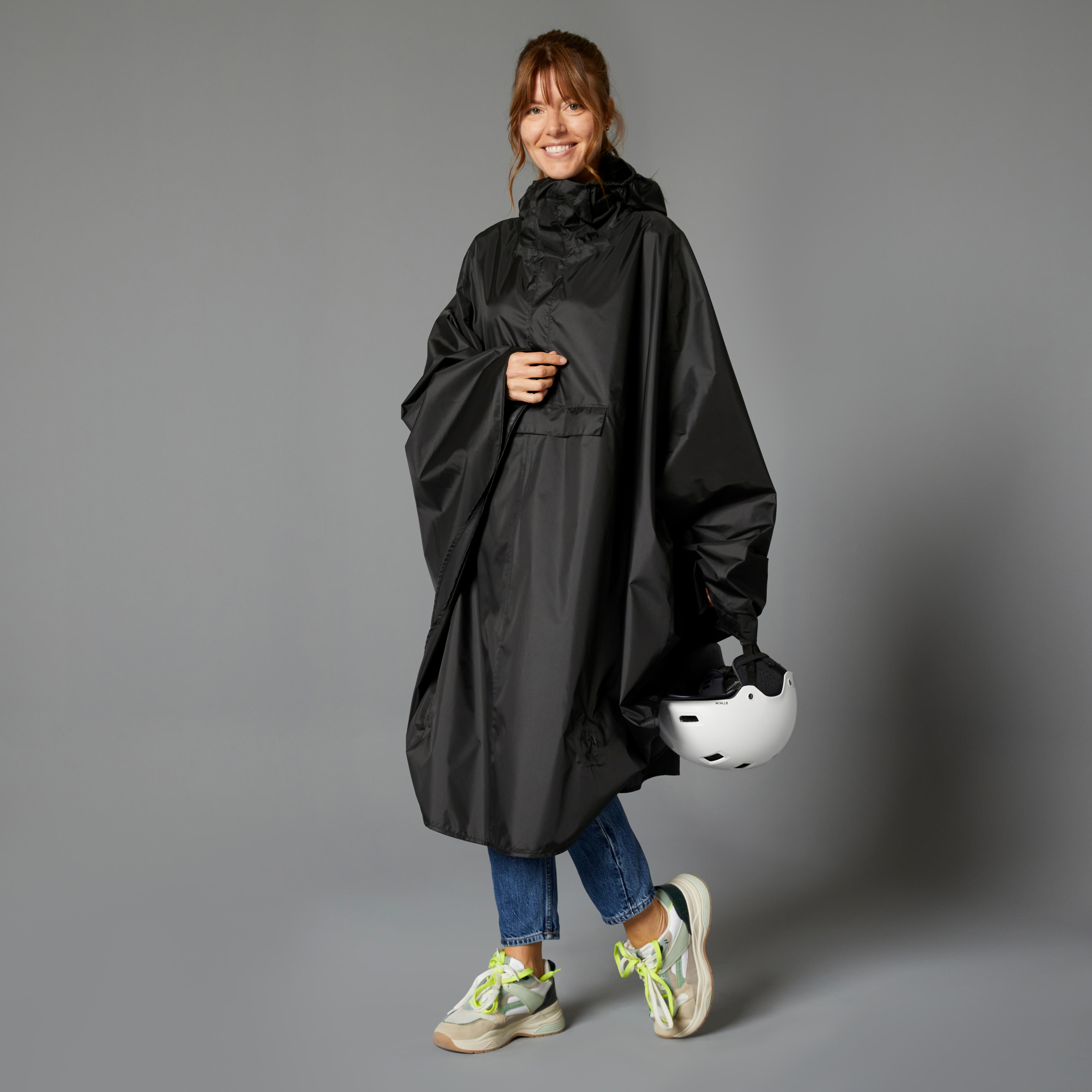 PONCHO IMPERMEABLE CICLISMO 100 Decathlon