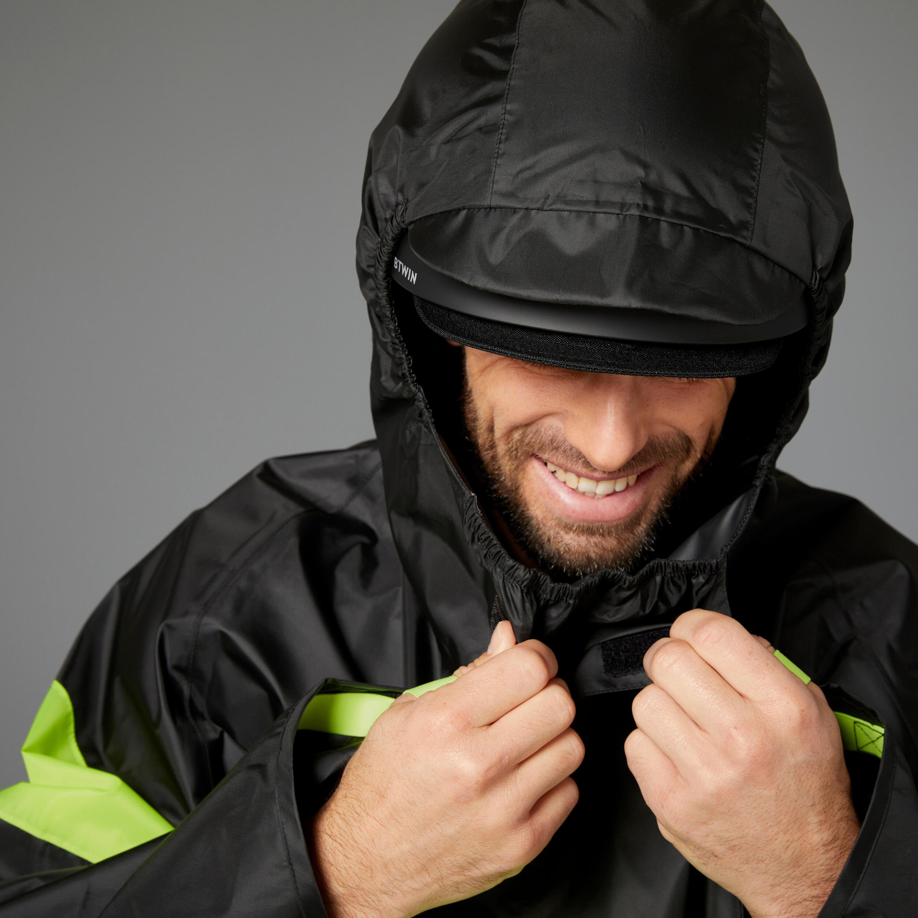 Daytime Visibility City Bike Rain Poncho 120 - Black/Neon Yellow 6/10