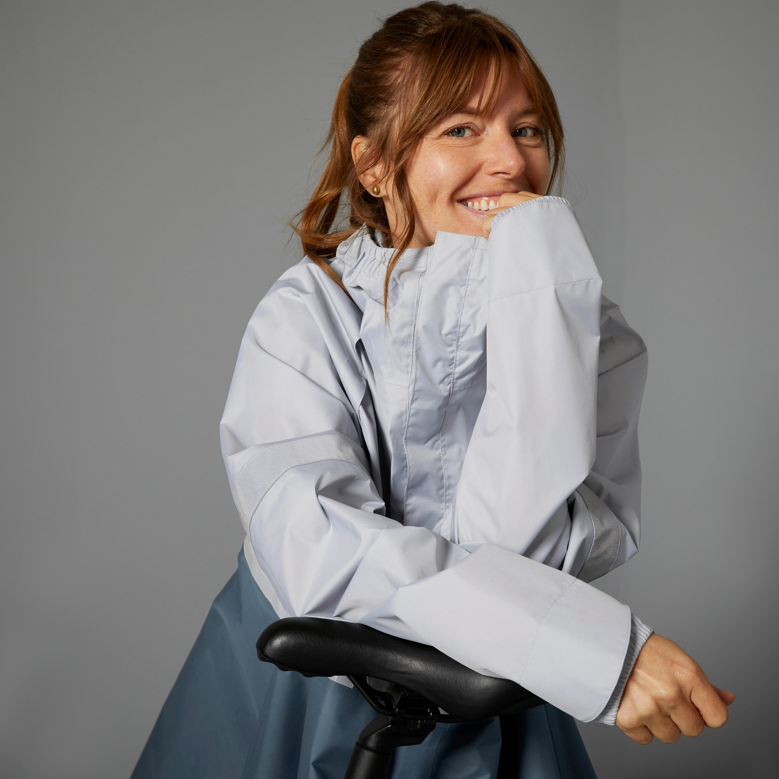Night Visibility City Bike Rain Poncho 540 - Blue/Grey 4/17