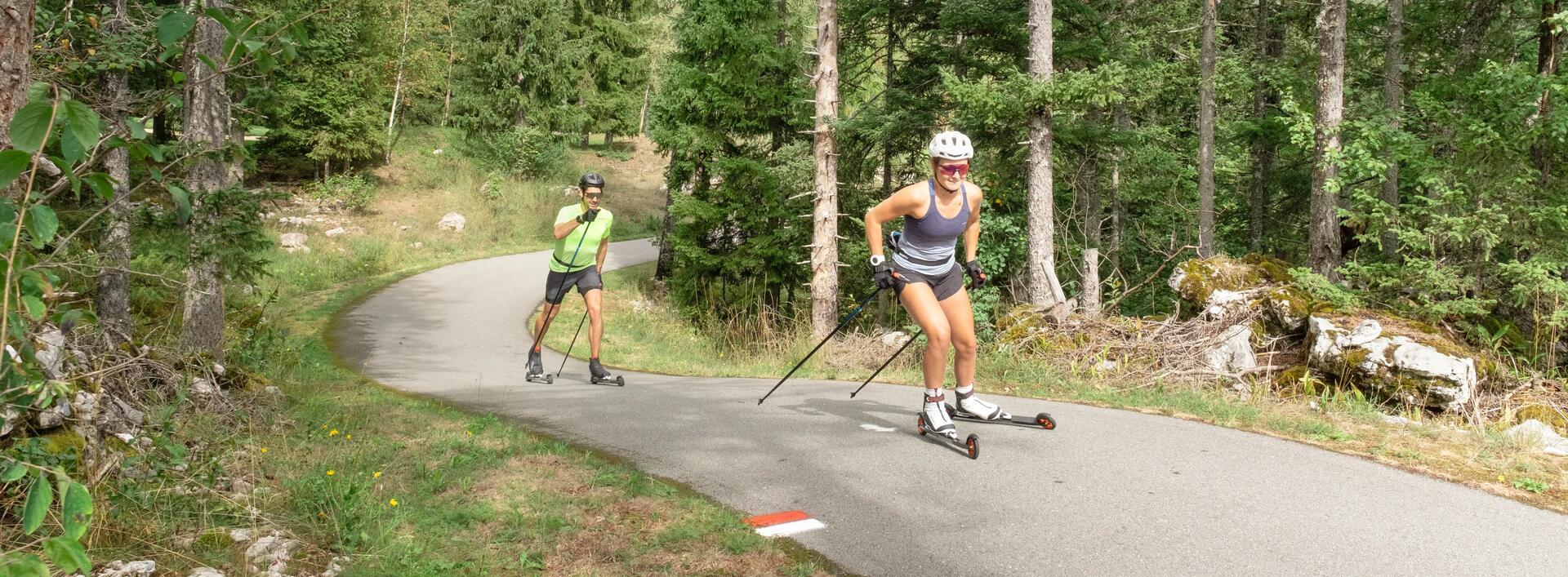 Quel est l'équipement nécessaire pour pratiquer le ski roues ? 