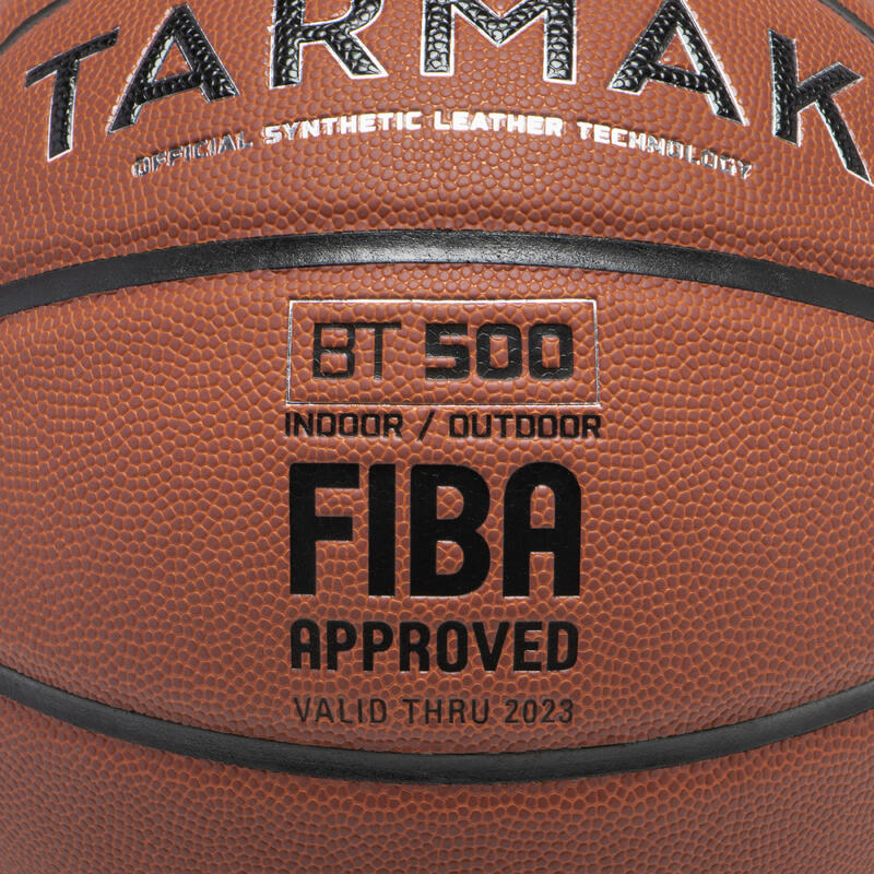 Ballon de basket BT500 taille 7 Marron FIBA garçon et homme à partir de 13 ans.
