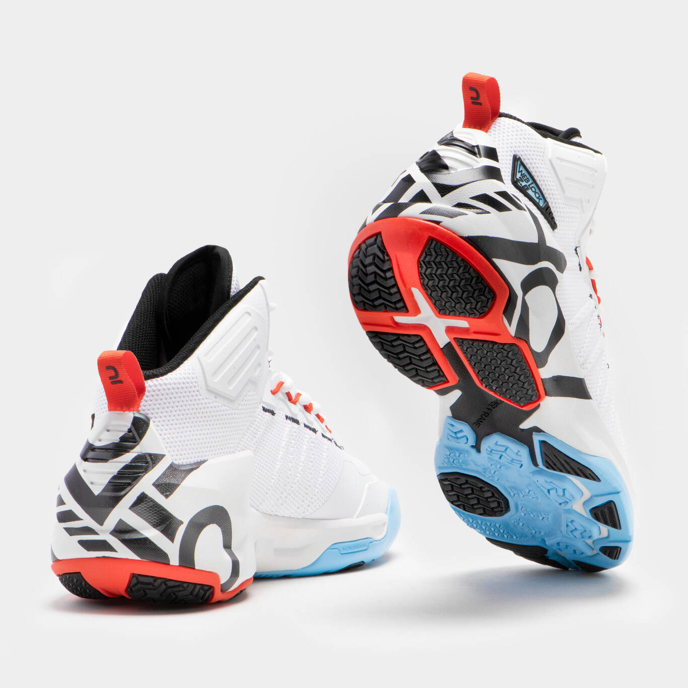 dbook basketball shoes