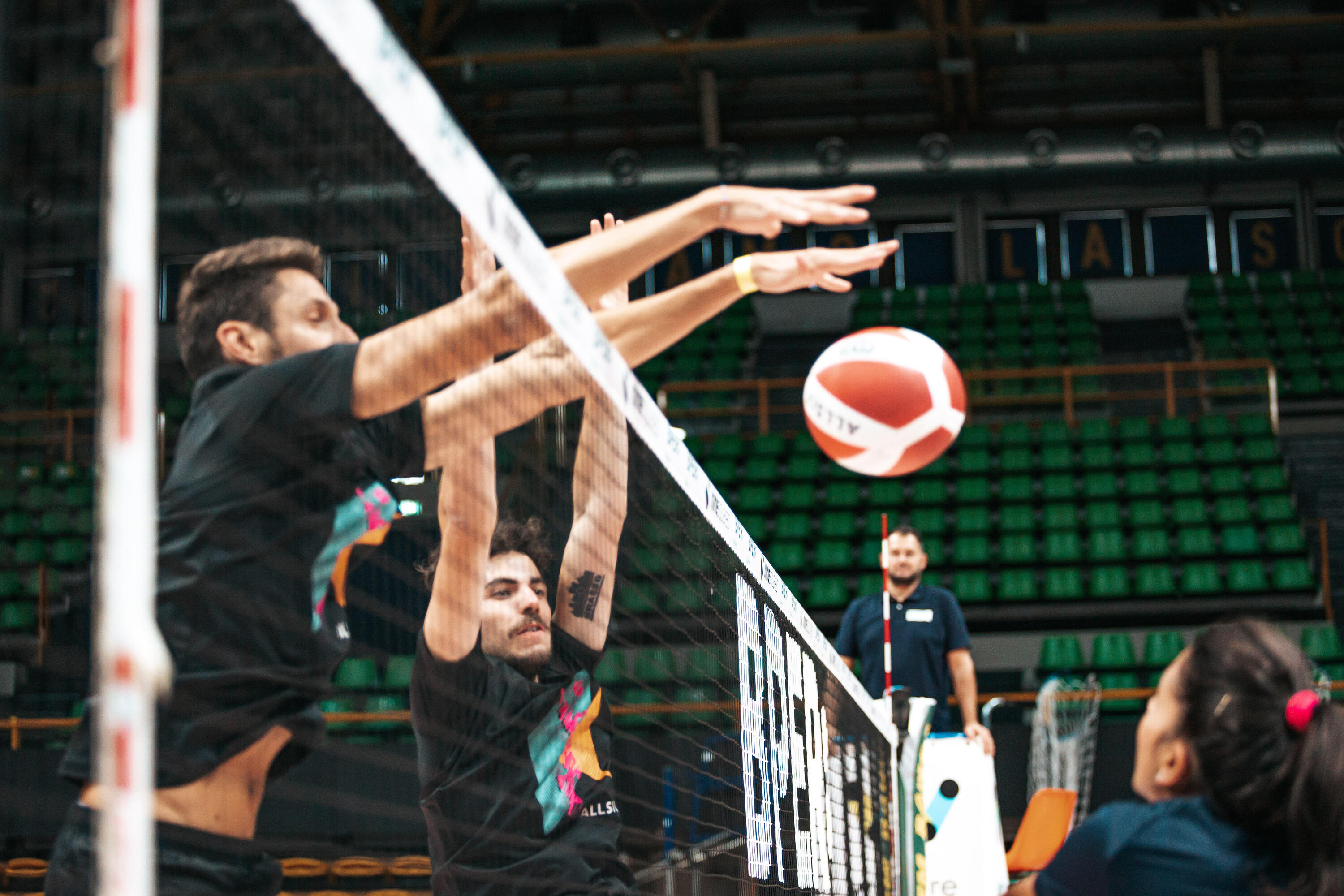 Maglia pallavolo uomo nera 5/5