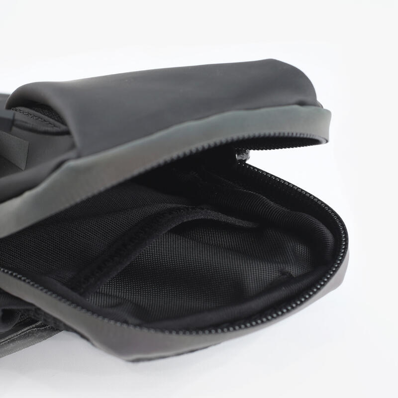 Banderolă de alergare cu buzunare pentru smartphone - KIPRUN negru, adulți 
