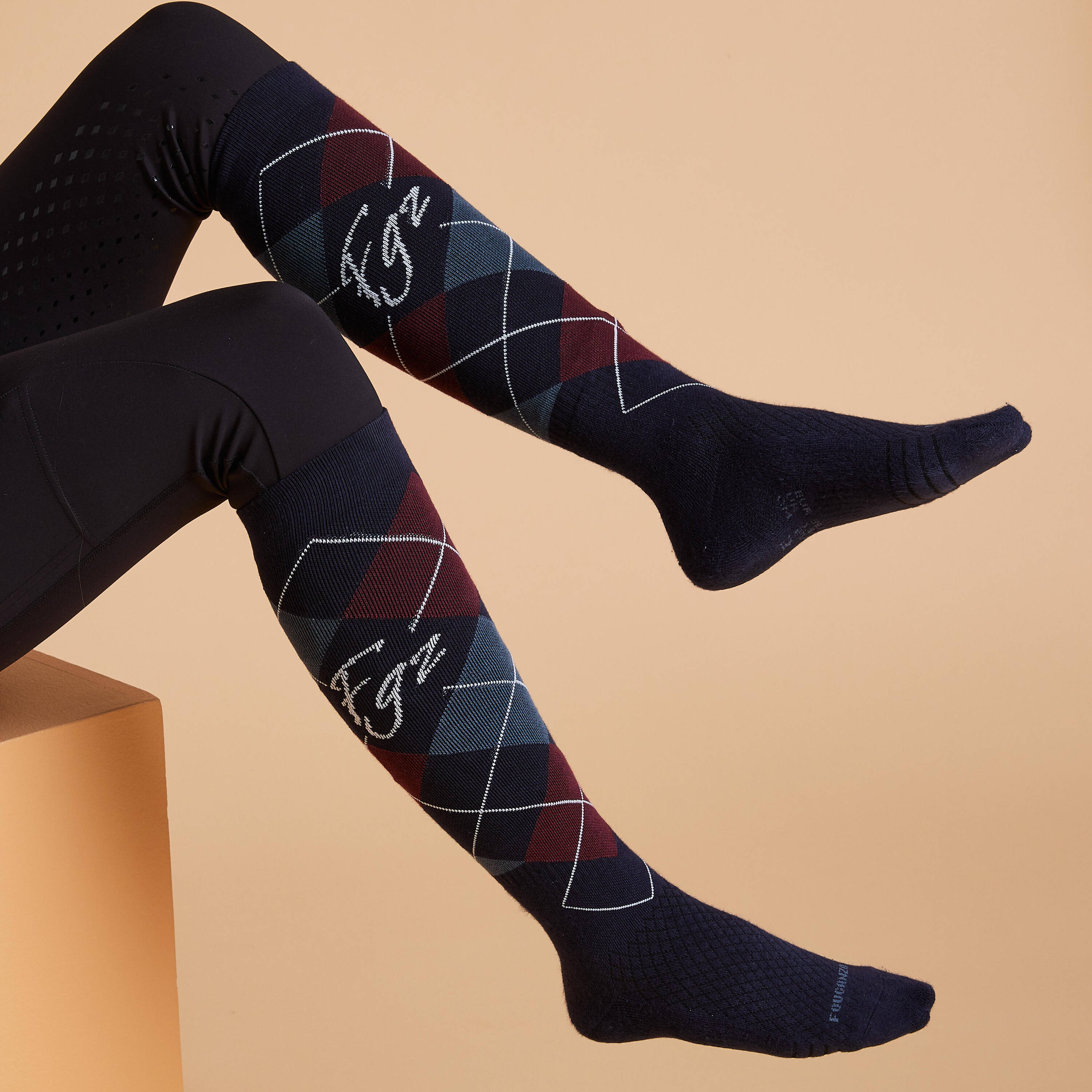Adult Horse Riding Socks 500 Twin-Pack - Burgundy / Black Diamonds -  3