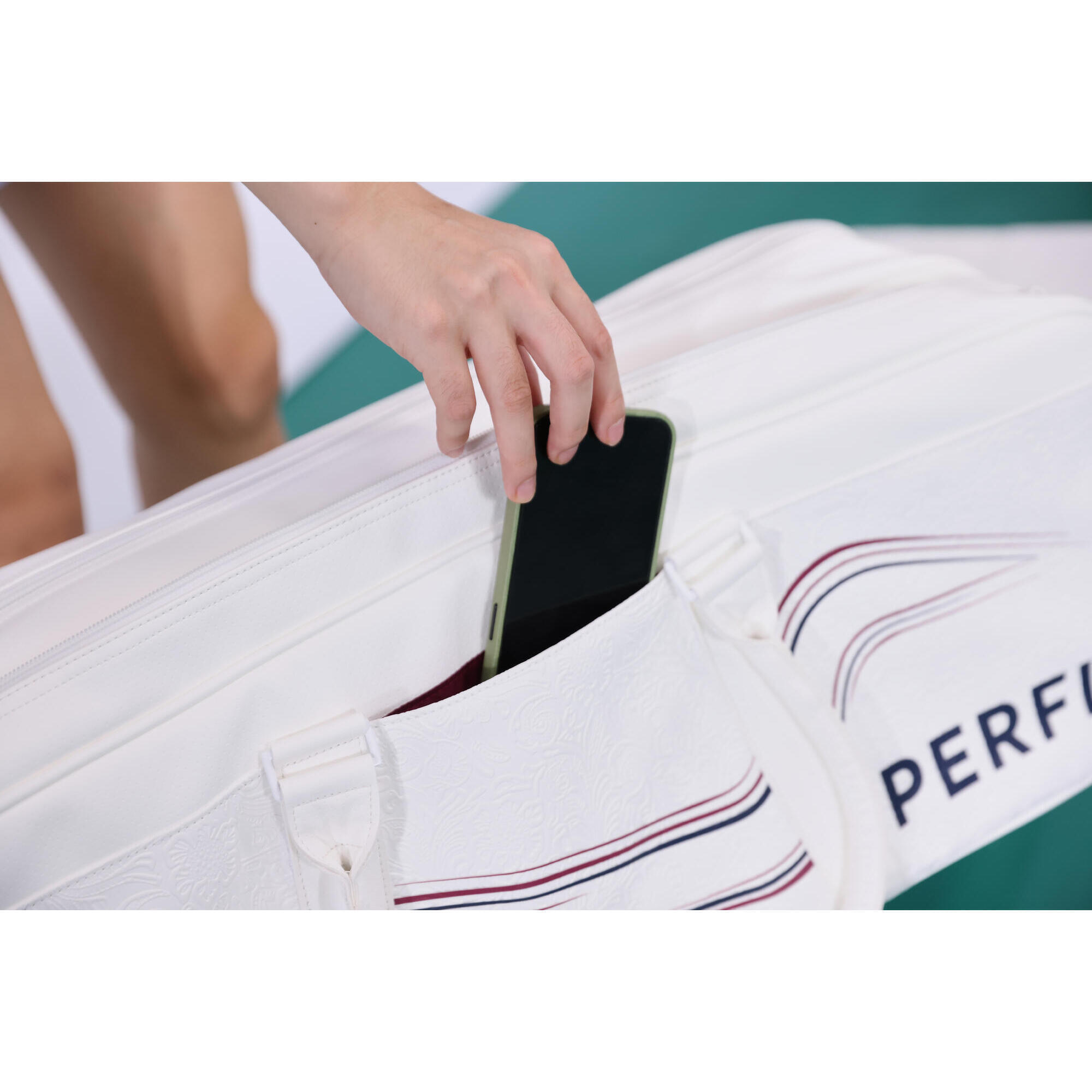 CAPA DE RAQUETE DE BADMINTON BL 990 BRANCO 27/29