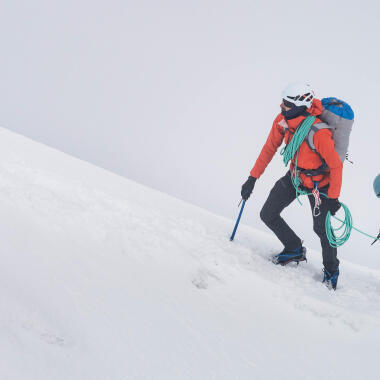 Connaissez-vous les différents types de piolets en alpinisme ?