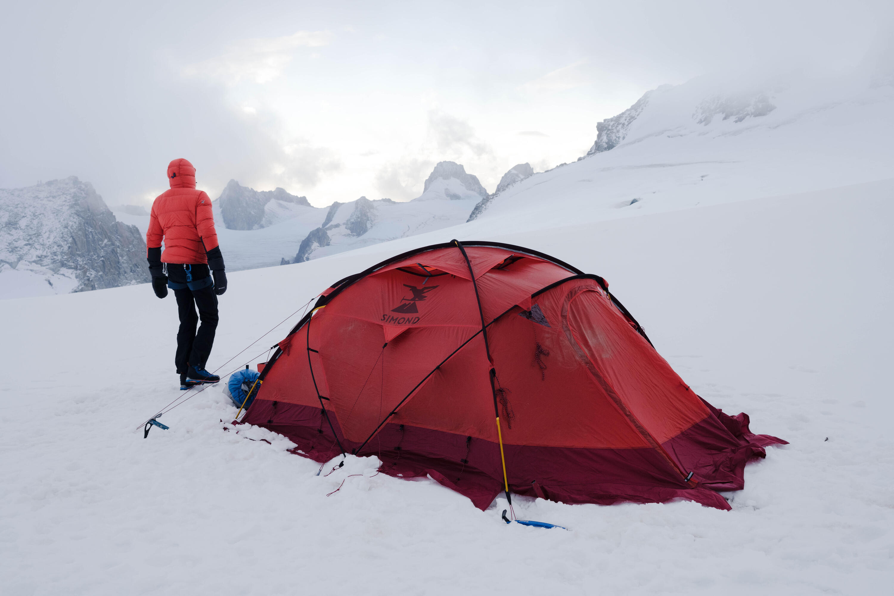 Doudoune d'alpinisme en duvet Homme - MAKALU rouge 14/16