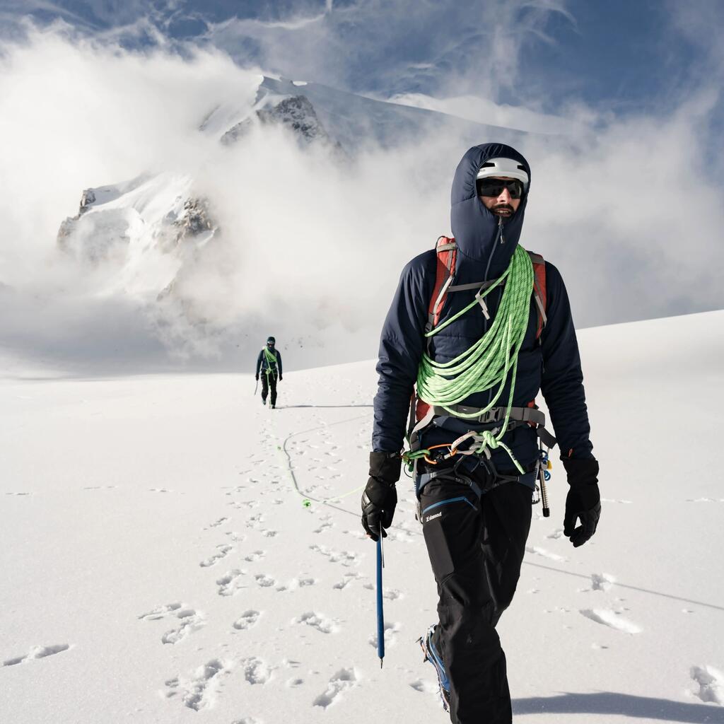 Pánska horolezecká bunda Alpinism zo syntetickej vaty modrá