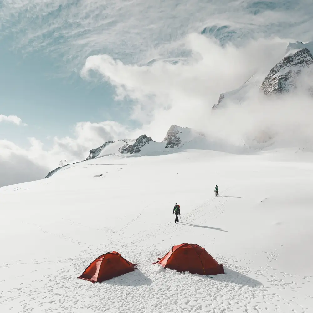 Senderismo en la nieve