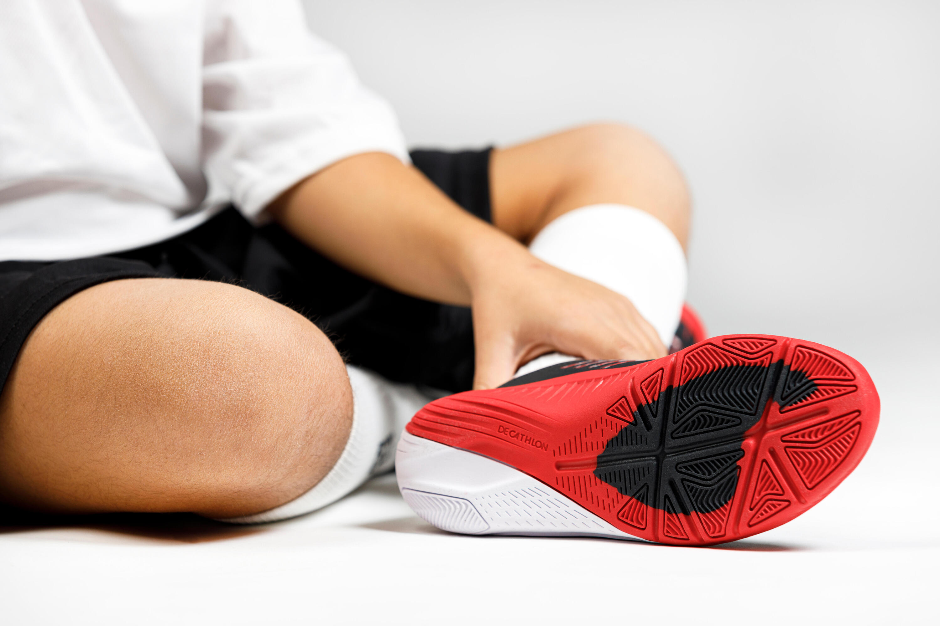 Kids' Futsal Shoes Ginka 500 - Black/Red 20/20