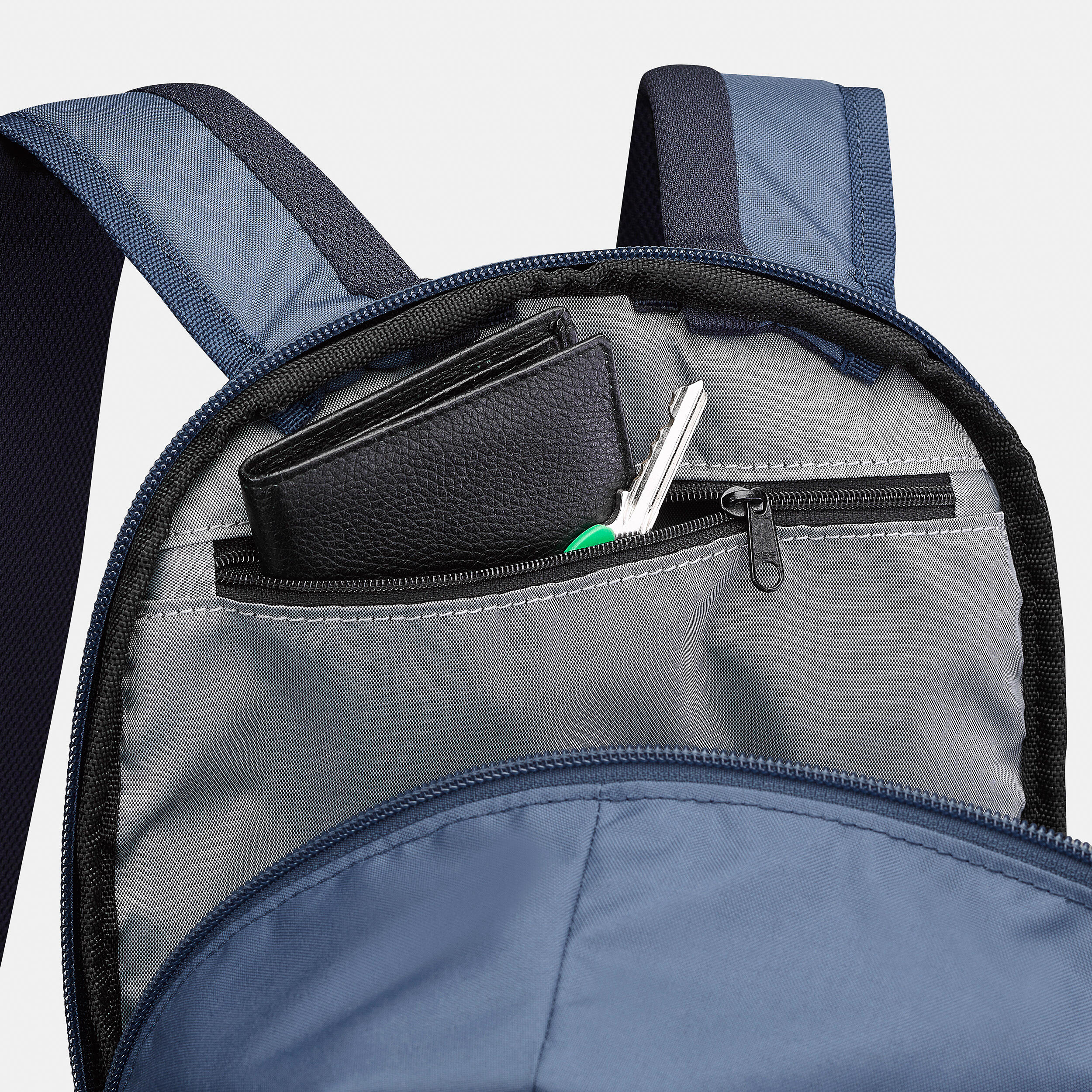 QUECHUA Turistický batoh NH100 10 l modrý bez · záber 12