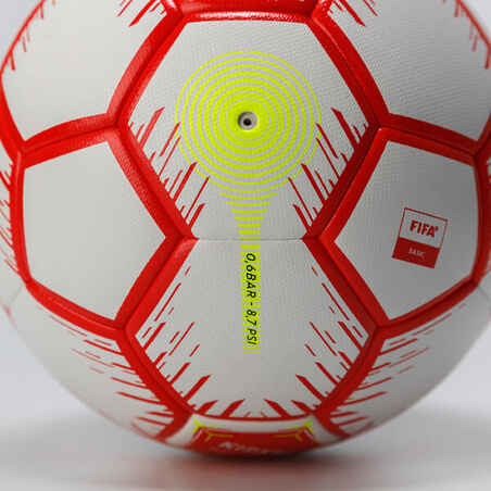 Salės futbolo kamuolys, 4 dydžio (apimtis – 63 cm), raudonas, baltas