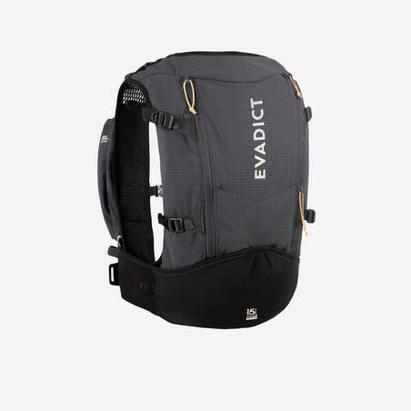 Tas Lari ULTRA-TRAIL Uniseks 15 L - Hitam Dijual Dengan 2L Water Bladder