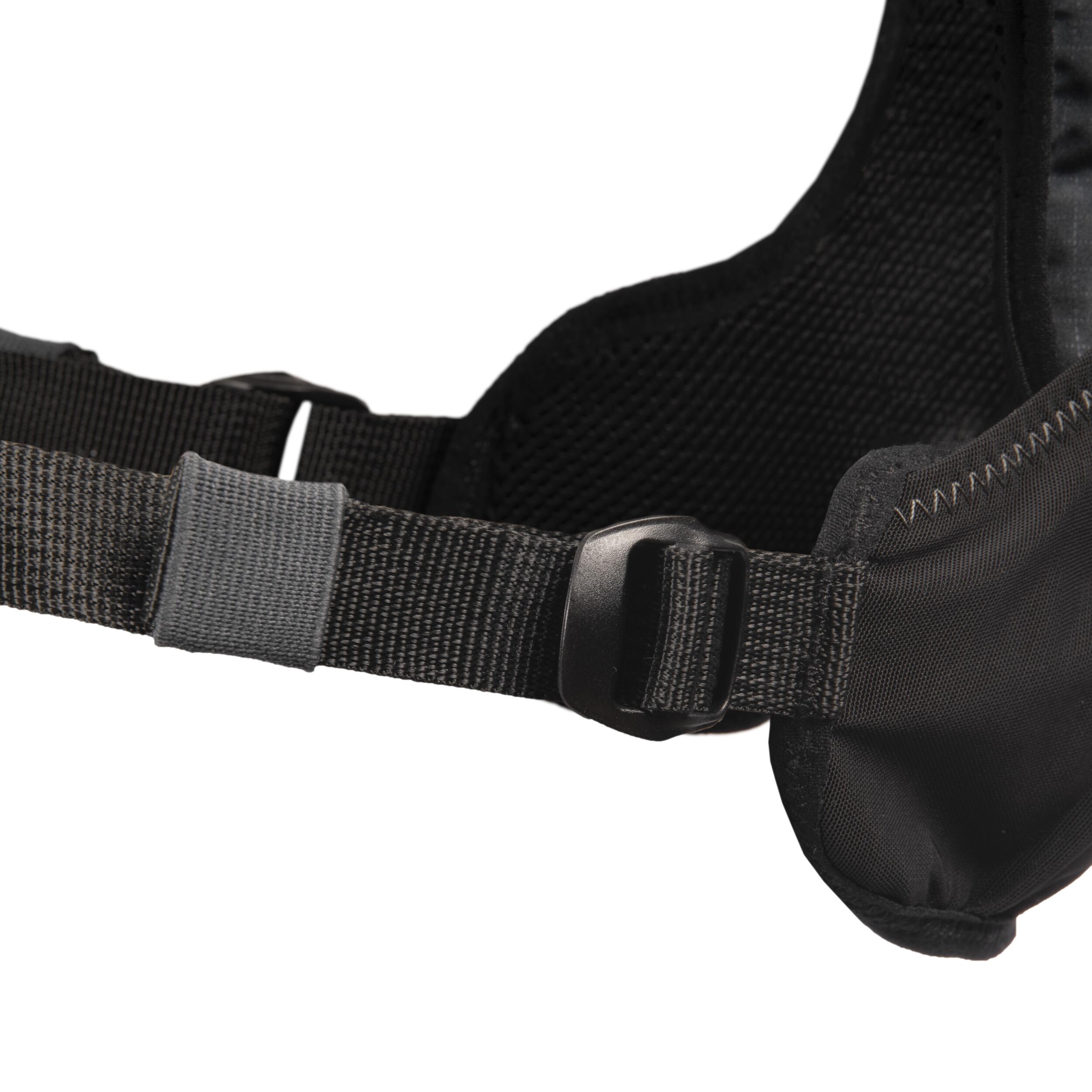 Unisex hydration bag + 1L water pouch included - KIPRUN 500 5L Essential - Black