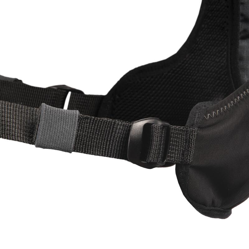 Rucsac de hidratare mixt + rezervor de apă 1L inclus - KIPRUN 500 5L Negru