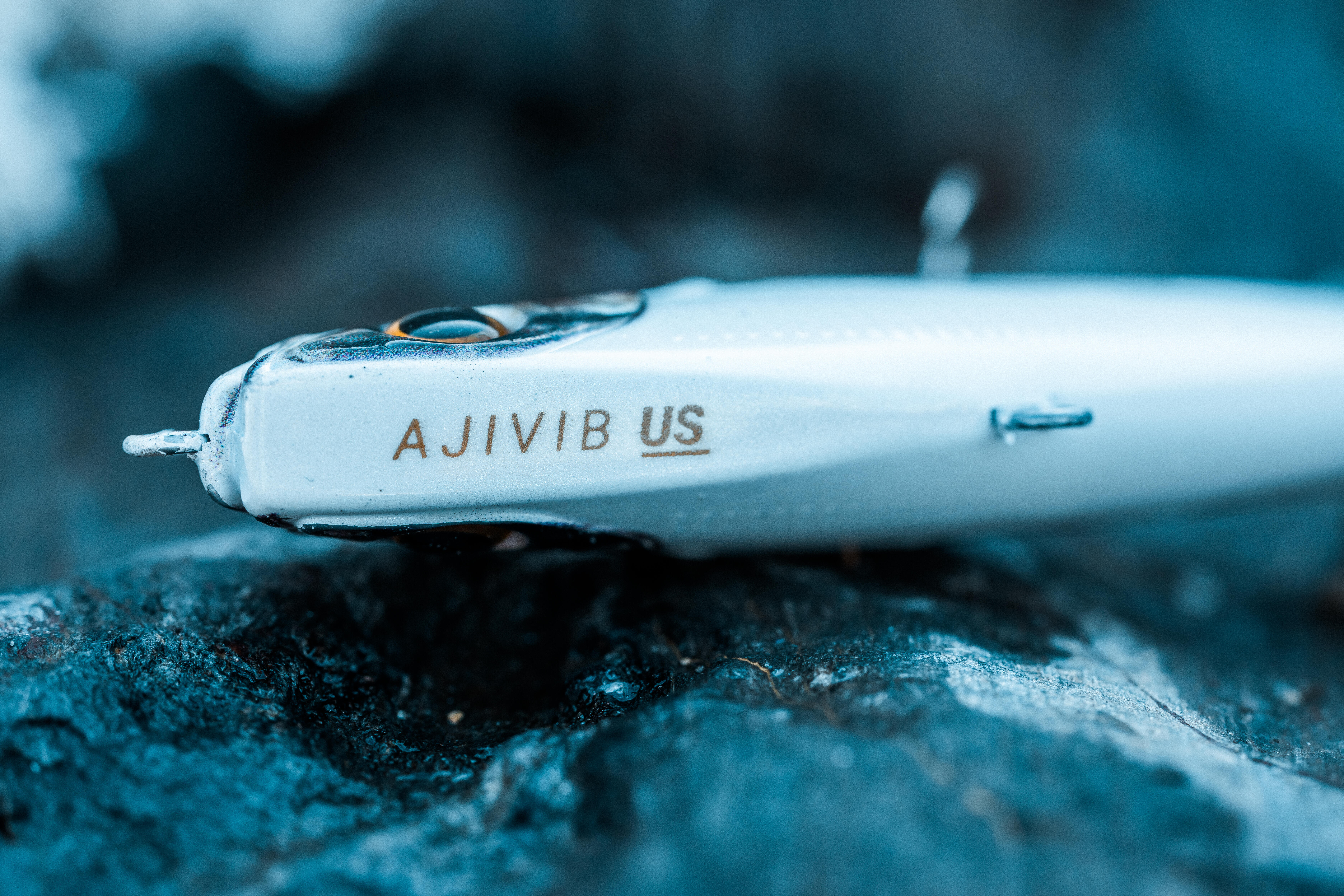 CAPERLAN Wobler Ajivib 100 US biely na morský rybolov bez · záber 6