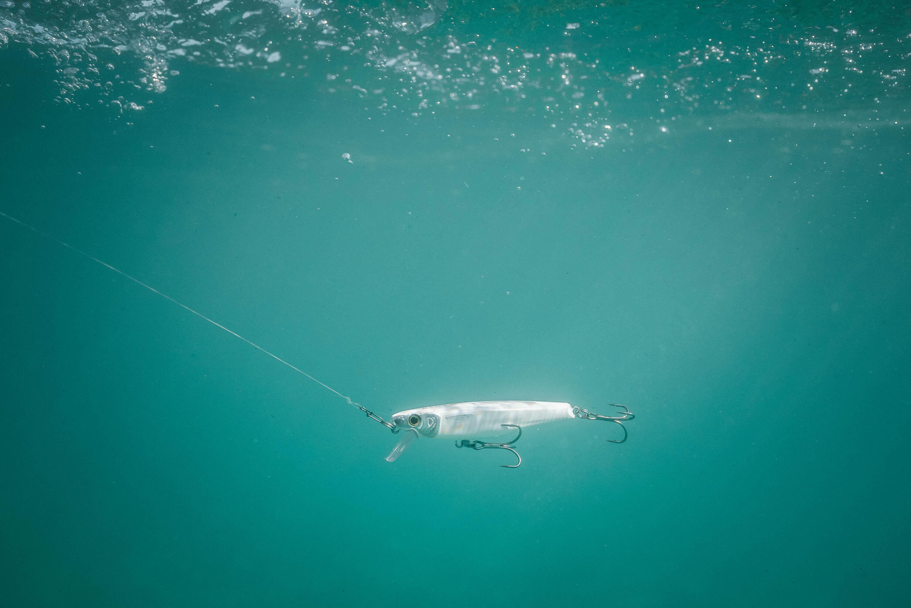 Jerkbait pesca in mare con artificiali MUJET 90 US bianco 10/11